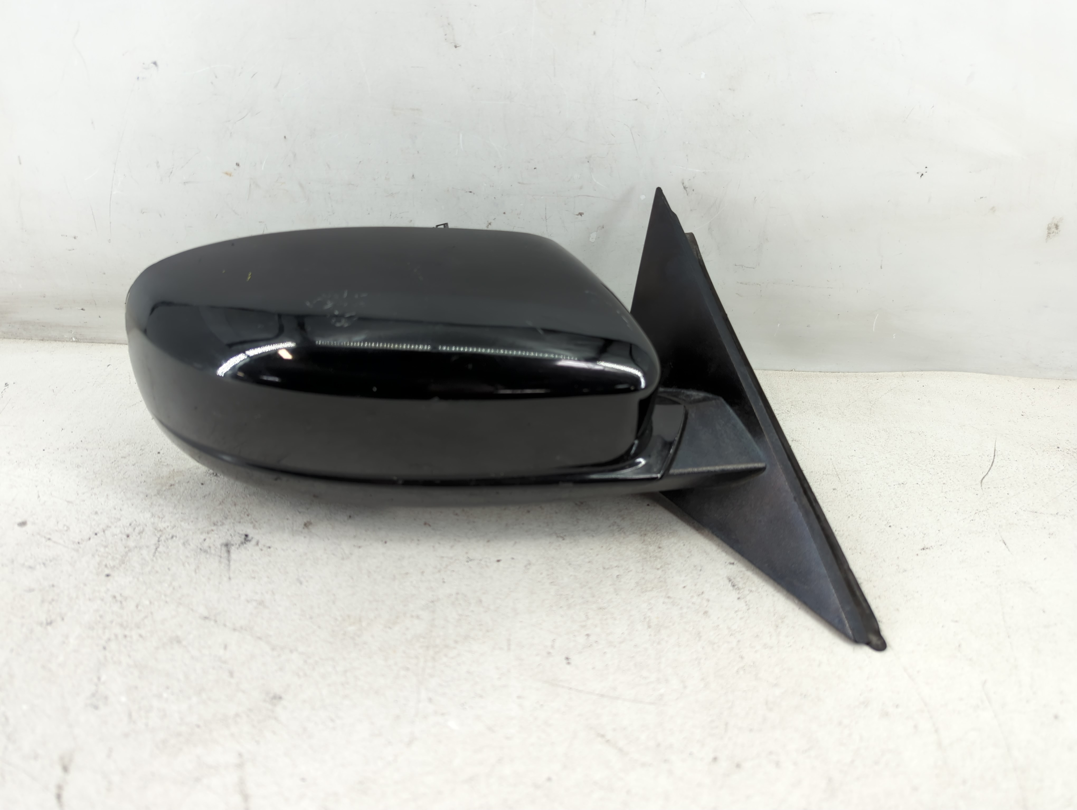 2011-2014 Chrysler 300 Passenger Right Side View Power Door Mirror Black 1055292 - Oemusedautoparts1.com