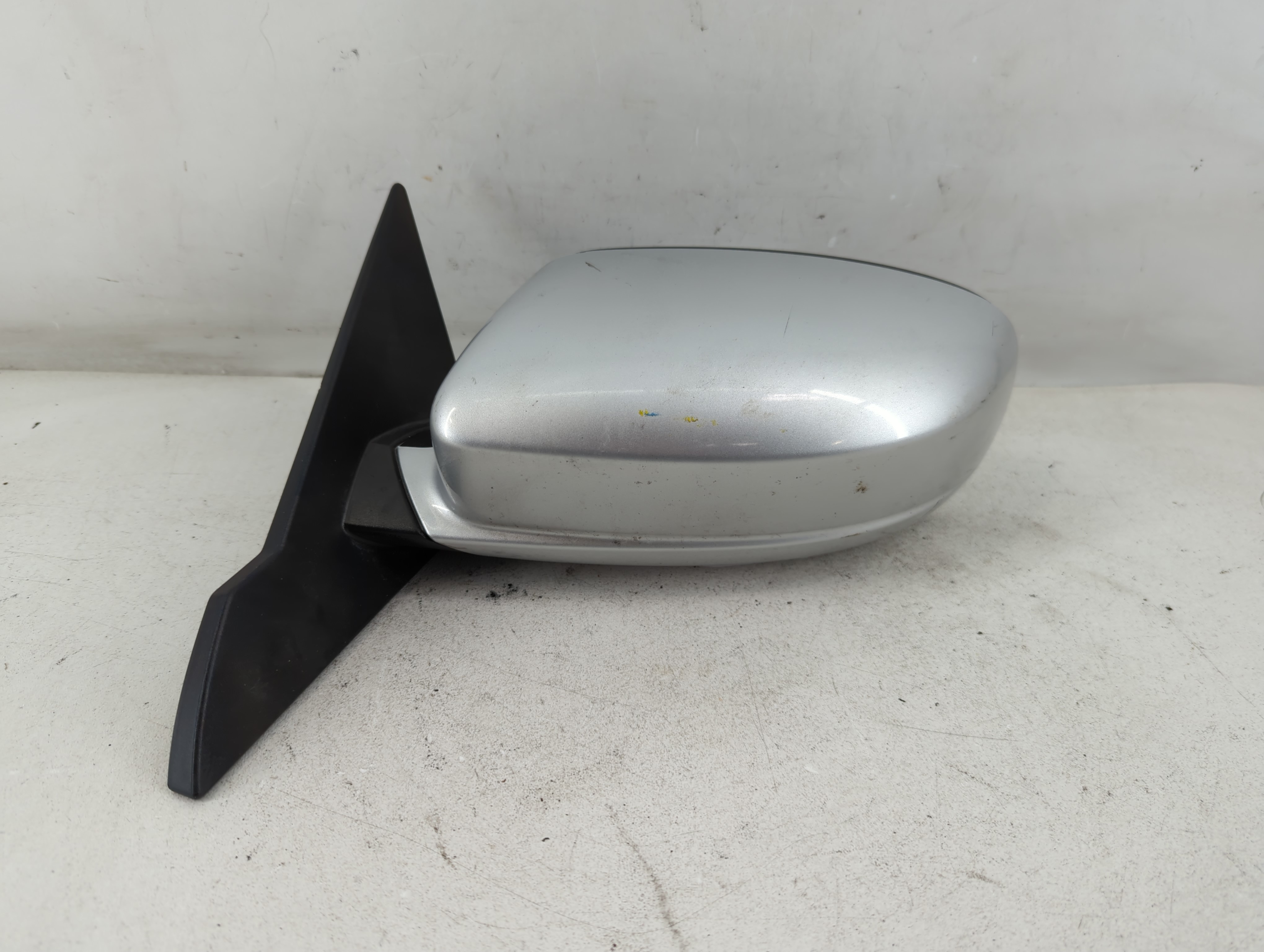 2011-2014 Chrysler 200 Driver Left Side View Power Door Mirror Silver 1055295 - Oemusedautoparts1.com