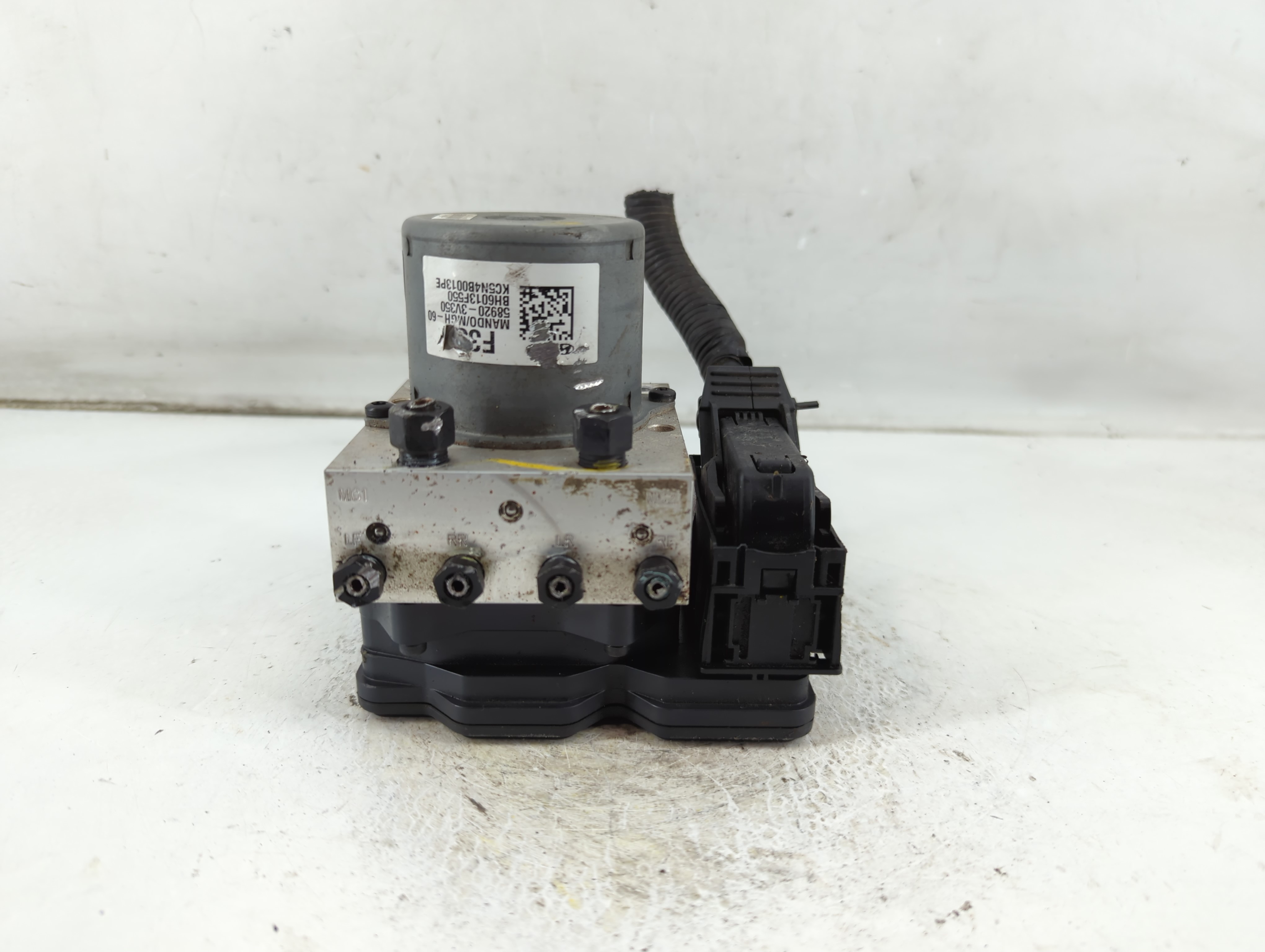 2015-2015 Hyundai Azera Abs Pump Control Module 1055303 - Oemusedautoparts1.com