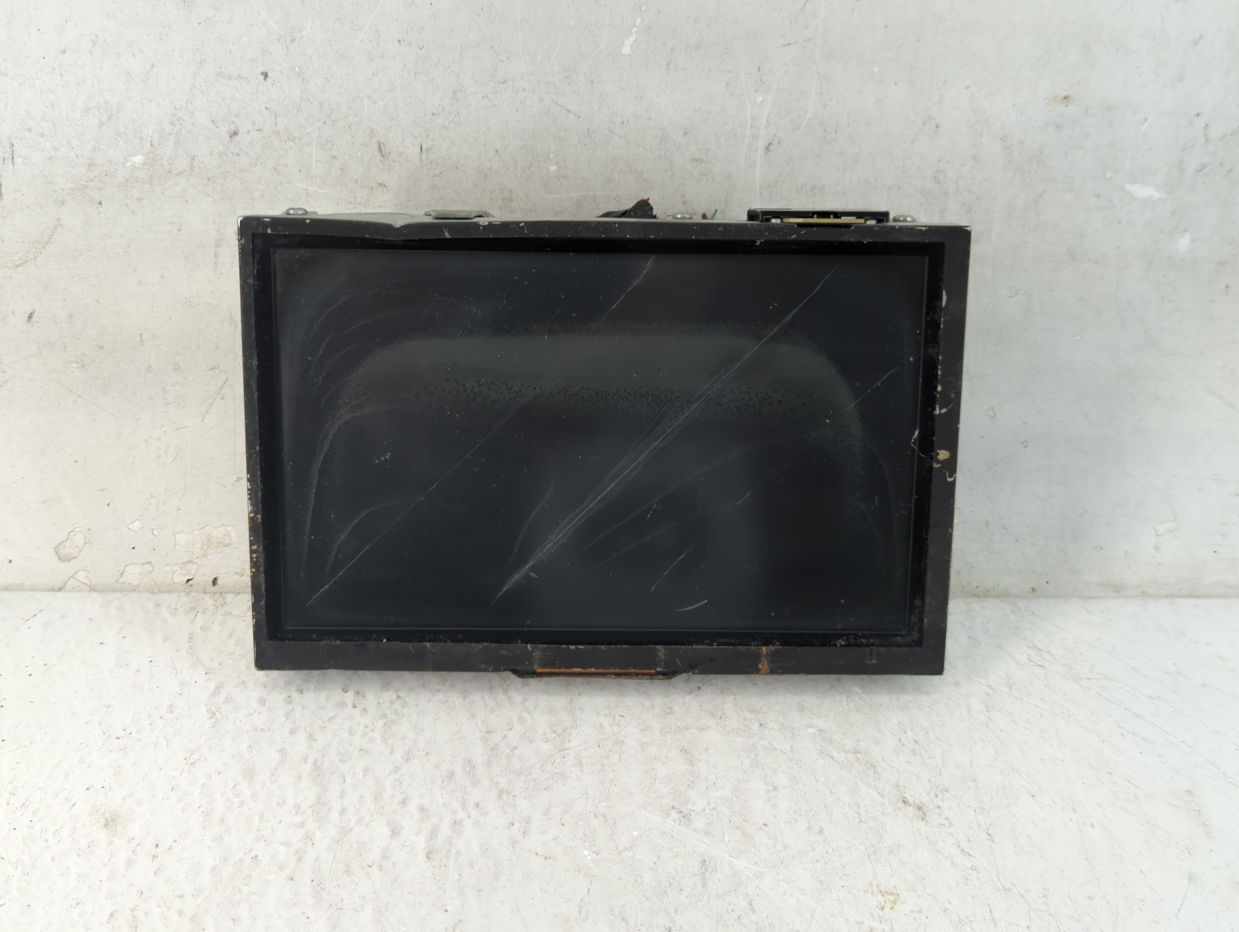 2014-2014 Infiniti Q50 Information Display Screen 1055356 - Oemusedautoparts1.com