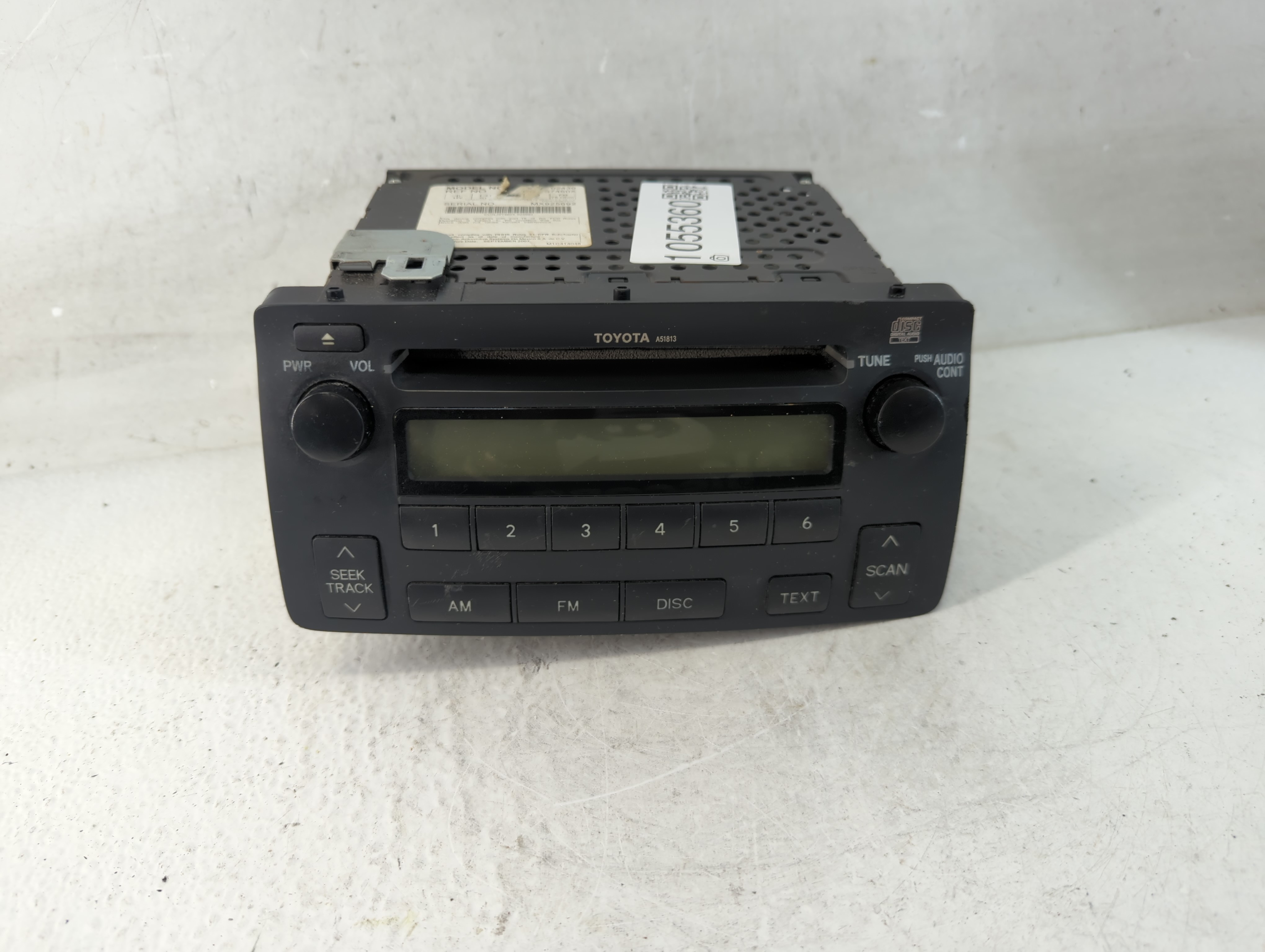 2004-2008 Toyota Corolla Am Fm Cd Player Radio Receiver 1055360 - Oemusedautoparts1.com