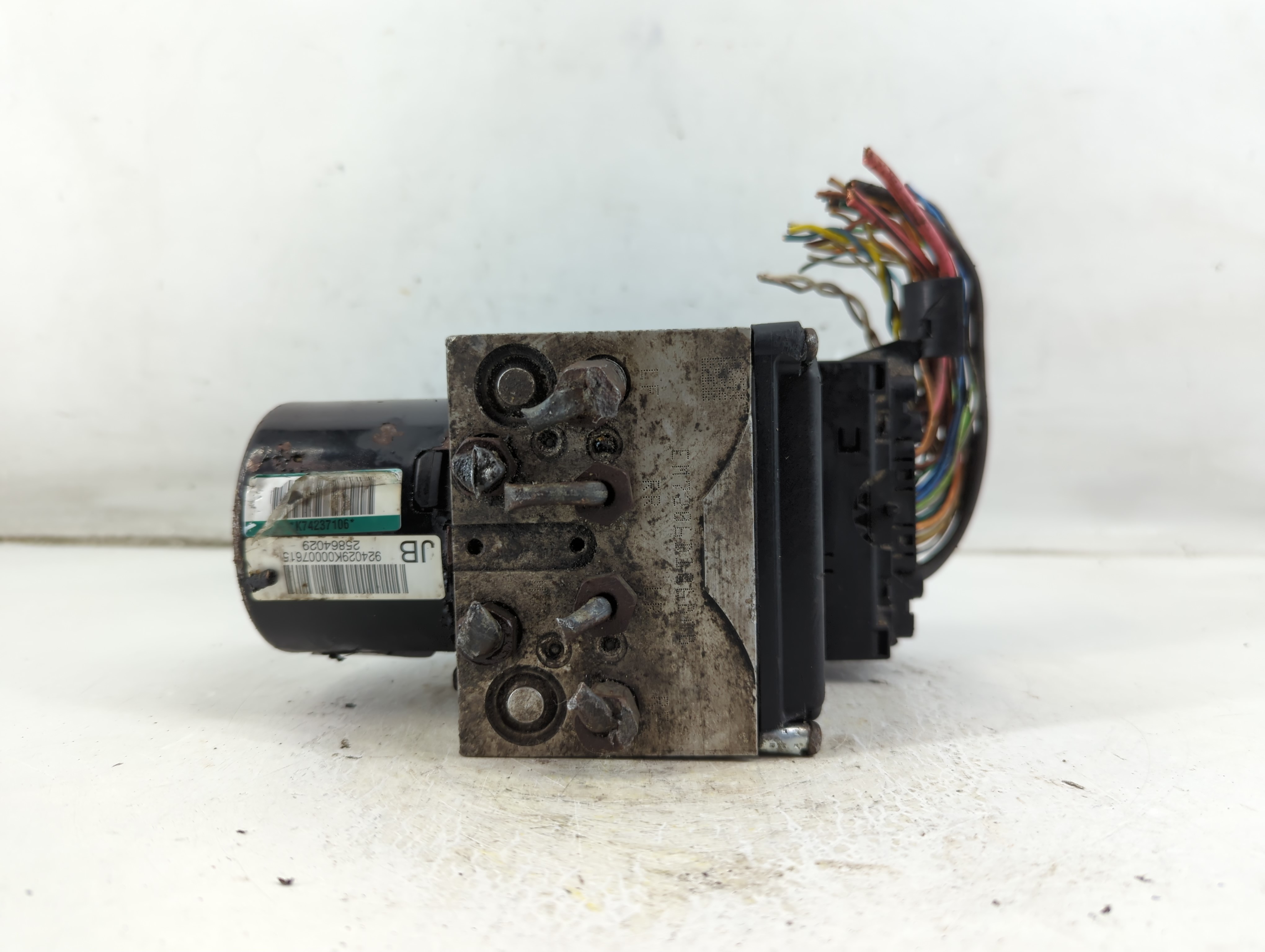2008-2011 Cadillac Dts Abs Pump Control Module 1055374 - Oemusedautoparts1.com