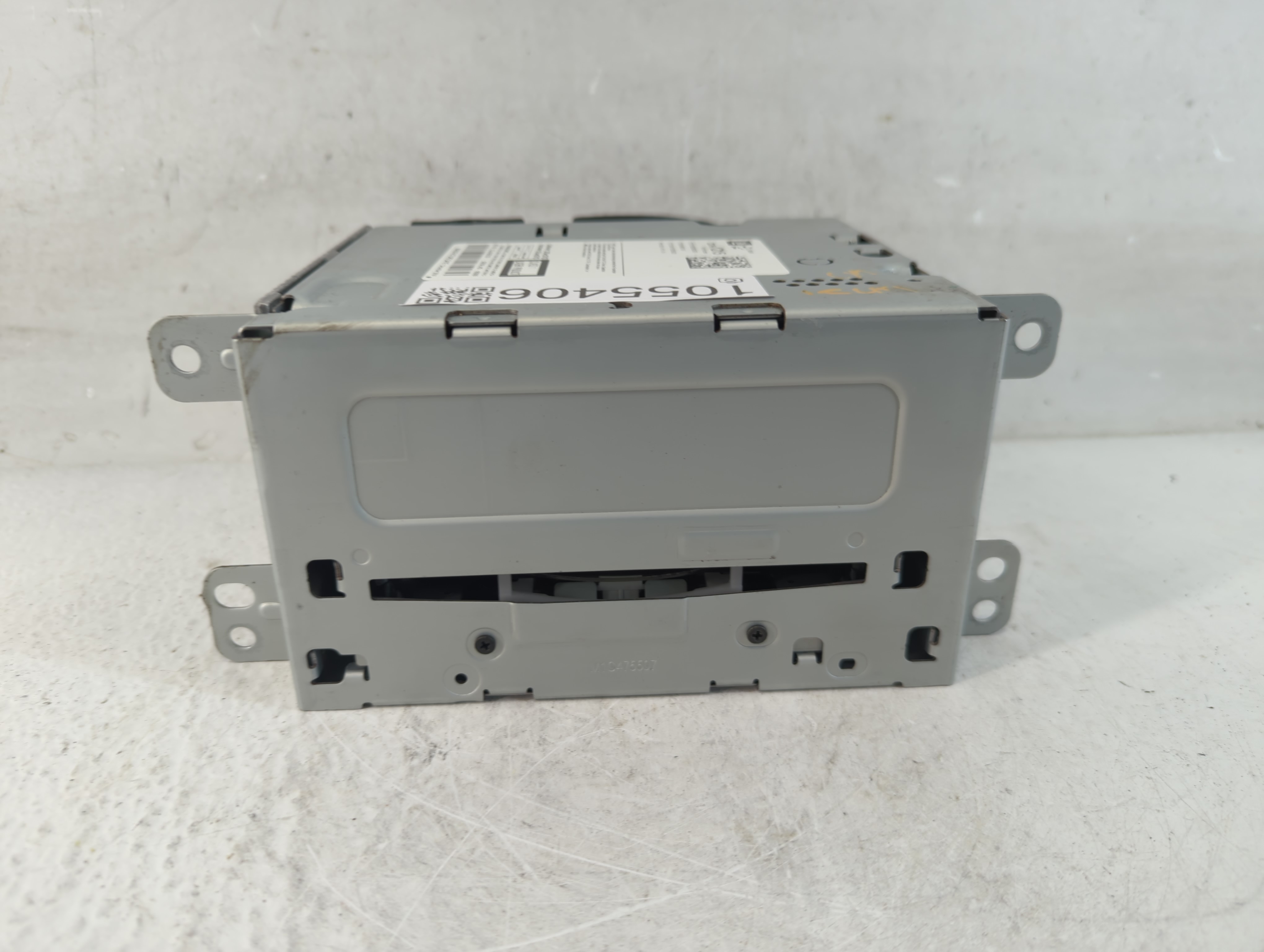 2014-2016 Chevrolet Malibu Am Fm Cd Player Radio Receiver 1055406 - Oemusedautoparts1.com