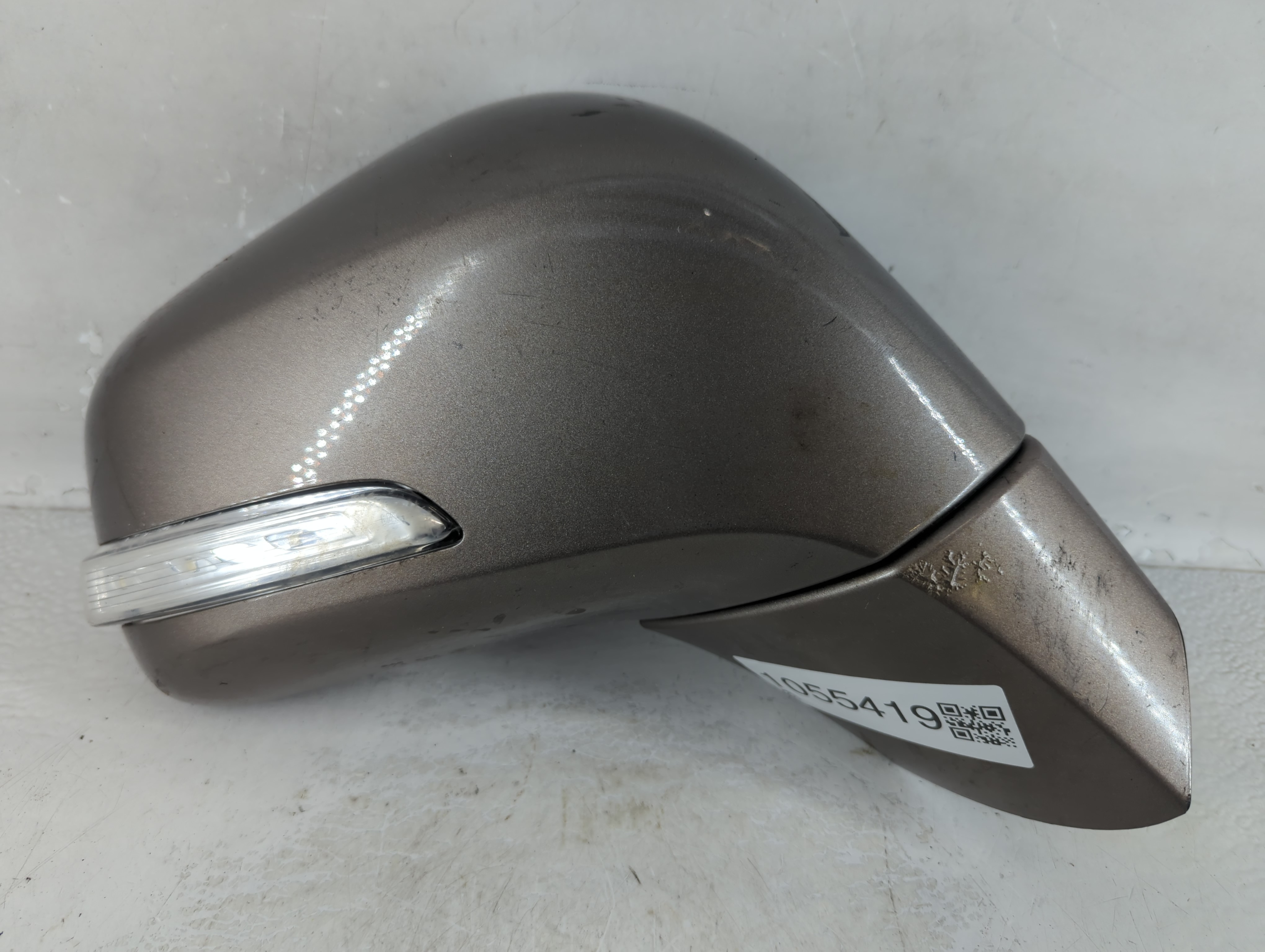 2014-2016 Buick Encore Passenger Right Side View Power Door Mirror Green 1055419 - Oemusedautoparts1.com