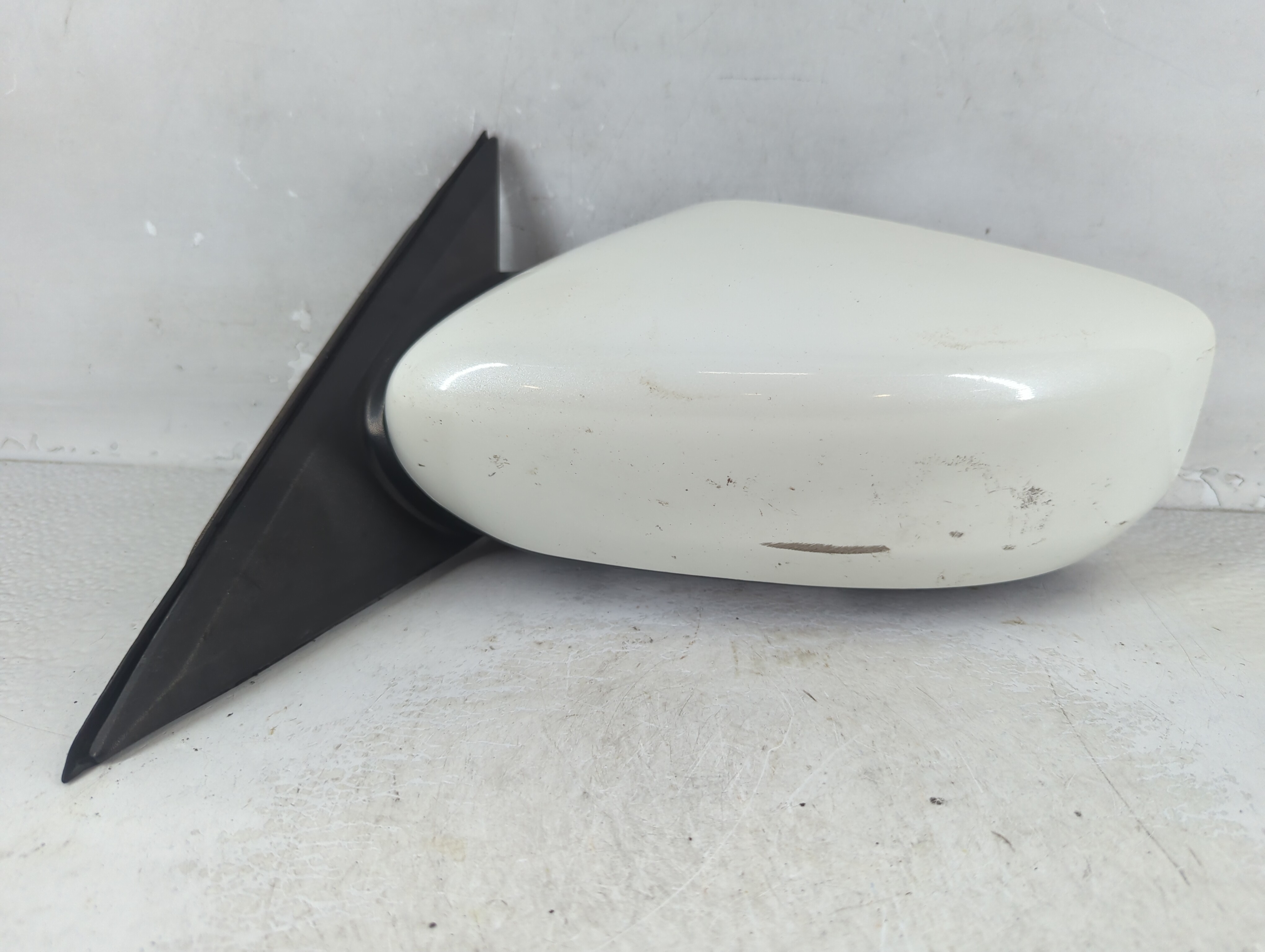 Picture of 2013-2018 Nissan Altima Driver Left Side View Power Door Mirror White 1055420