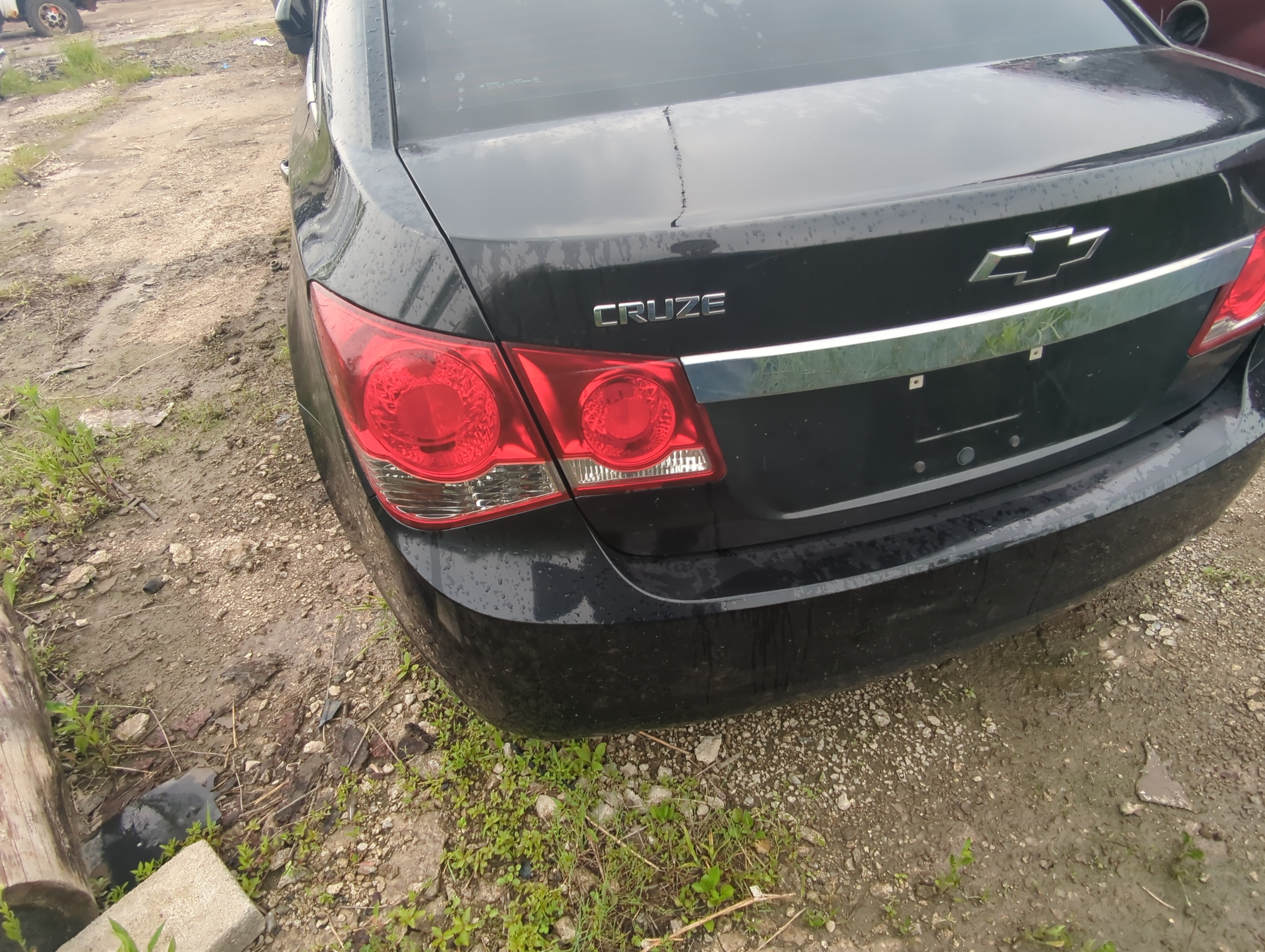 2011-2016 Chevrolet Cruze Rear Bumper Assembly Oem 1055739 - Oemusedautoparts1.com
