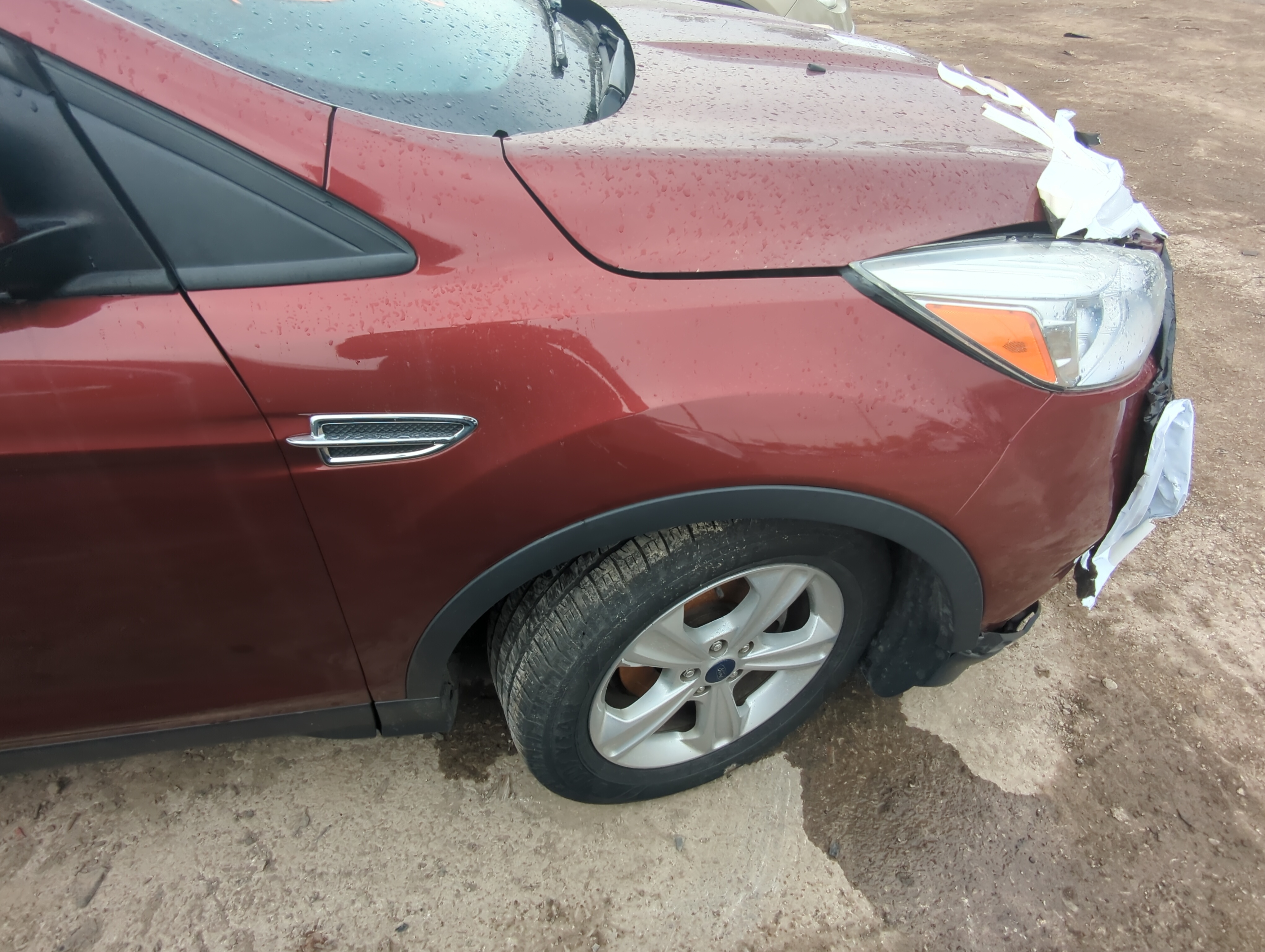 Picture of 2014 Ford Escape Passenger Fender 1056031