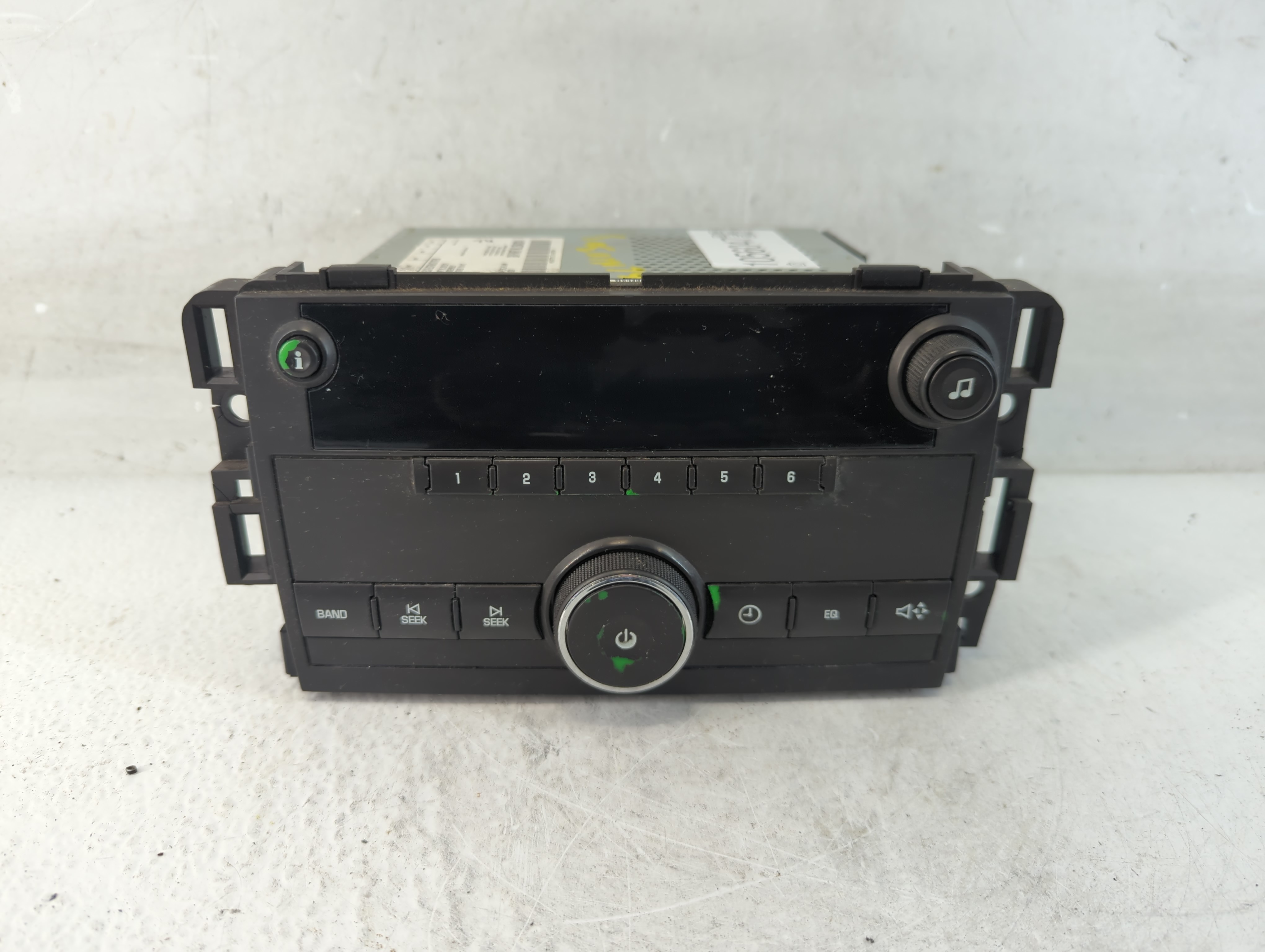 2007-2014 Chevrolet Silverado 2500 Am Fm Cd Player Radio Receiver 1056047 - Oemusedautoparts1.com