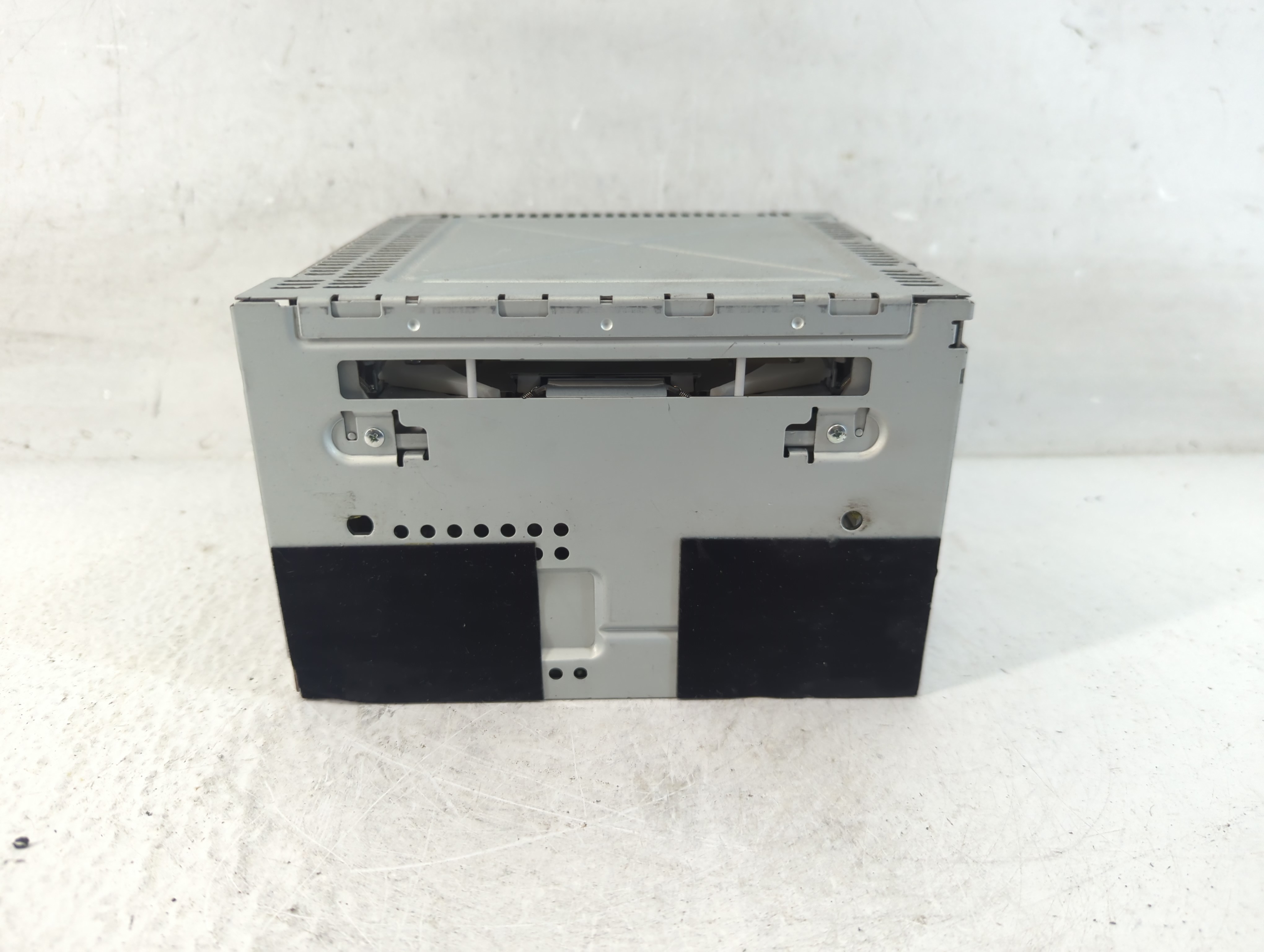 2009-2012 Ford Escape Am Fm Cd Player Radio Receiver 1056048 - Oemusedautoparts1.com