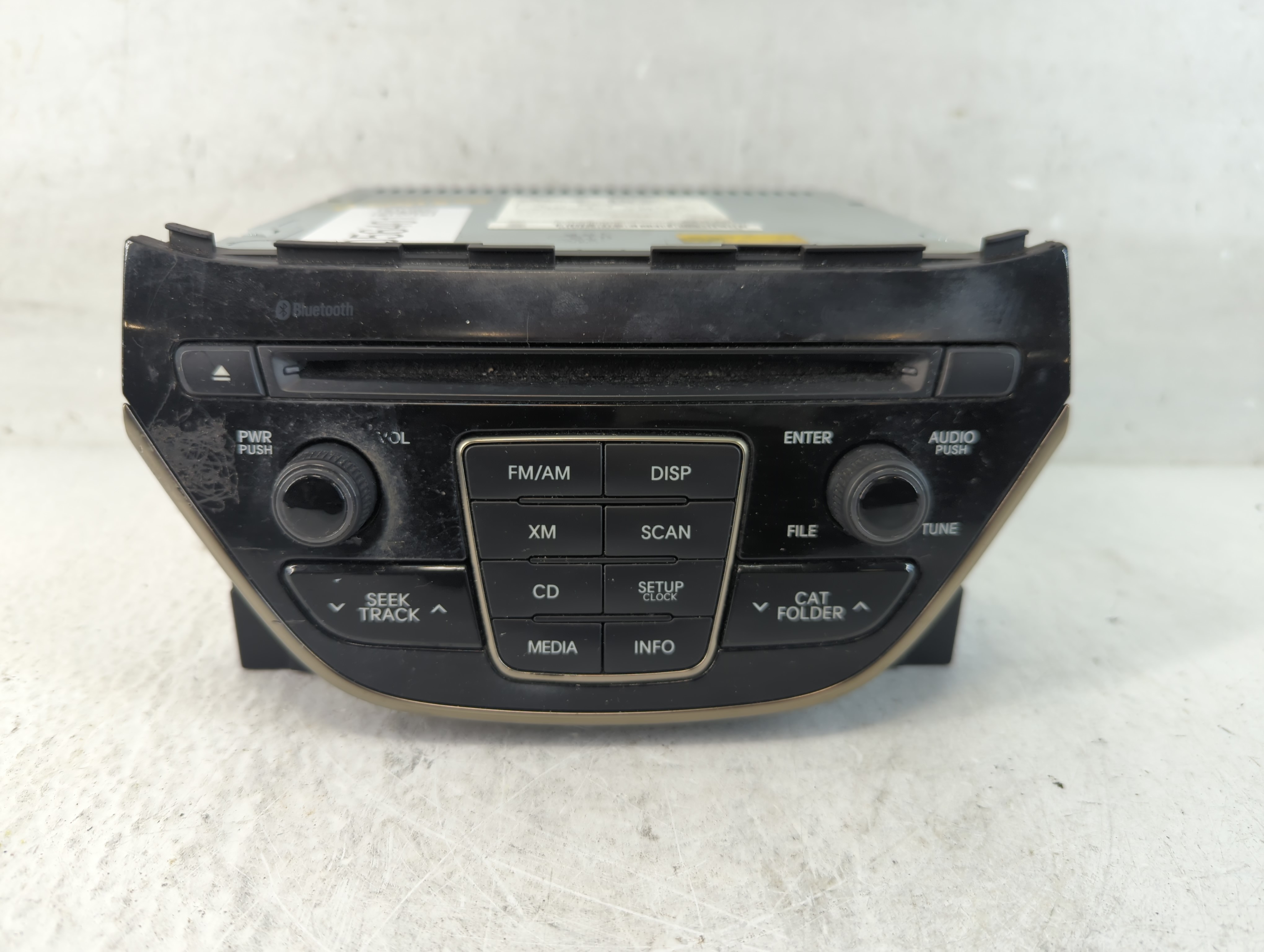 2014-2015 Hyundai Genesis Am Fm Cd Player Radio Receiver 1056401 - Oemusedautoparts1.com