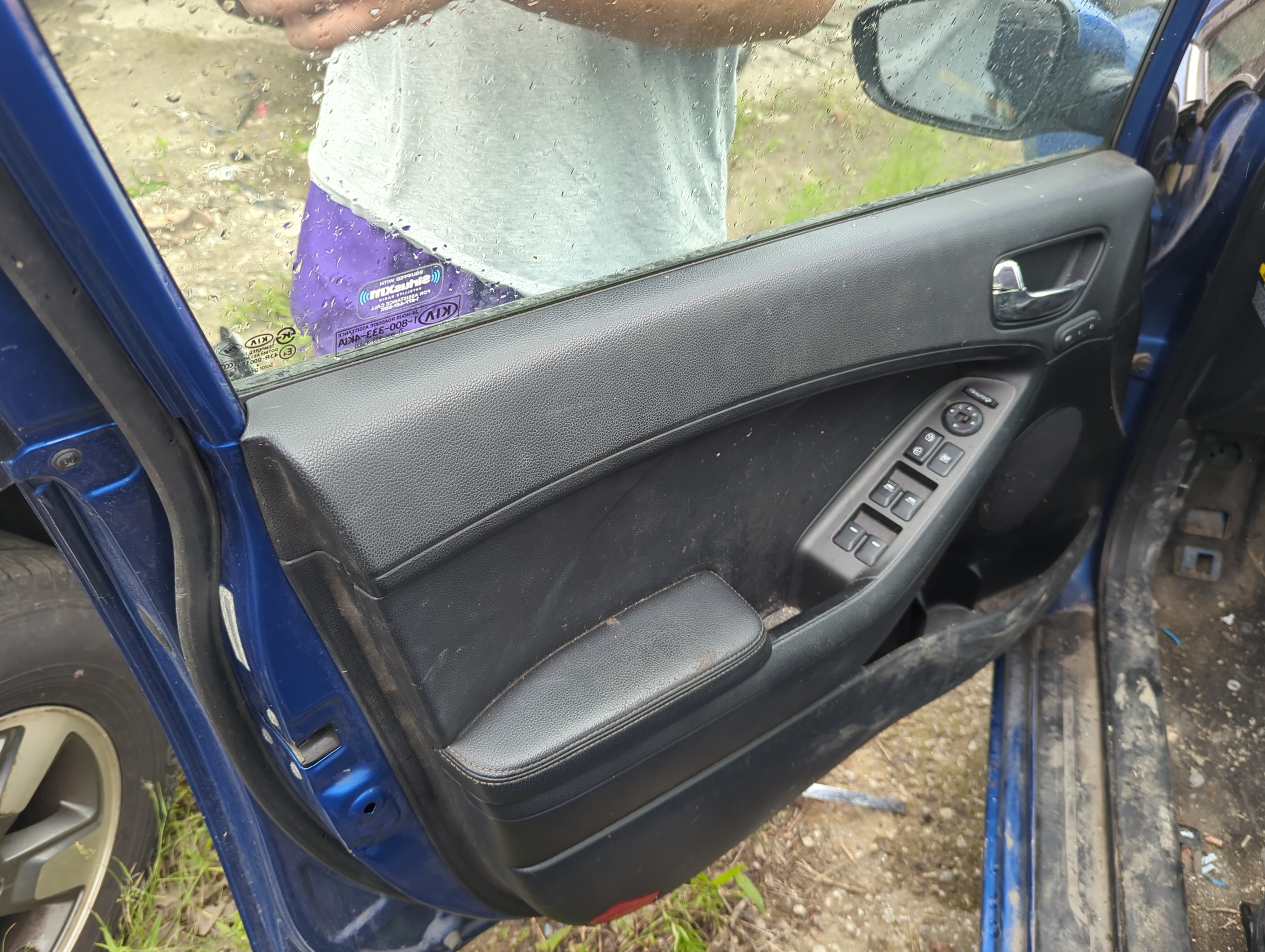 2015 Kia Forte Front Left Driver Interior Door Panel Trim 1056500 - Oemusedautoparts1.com