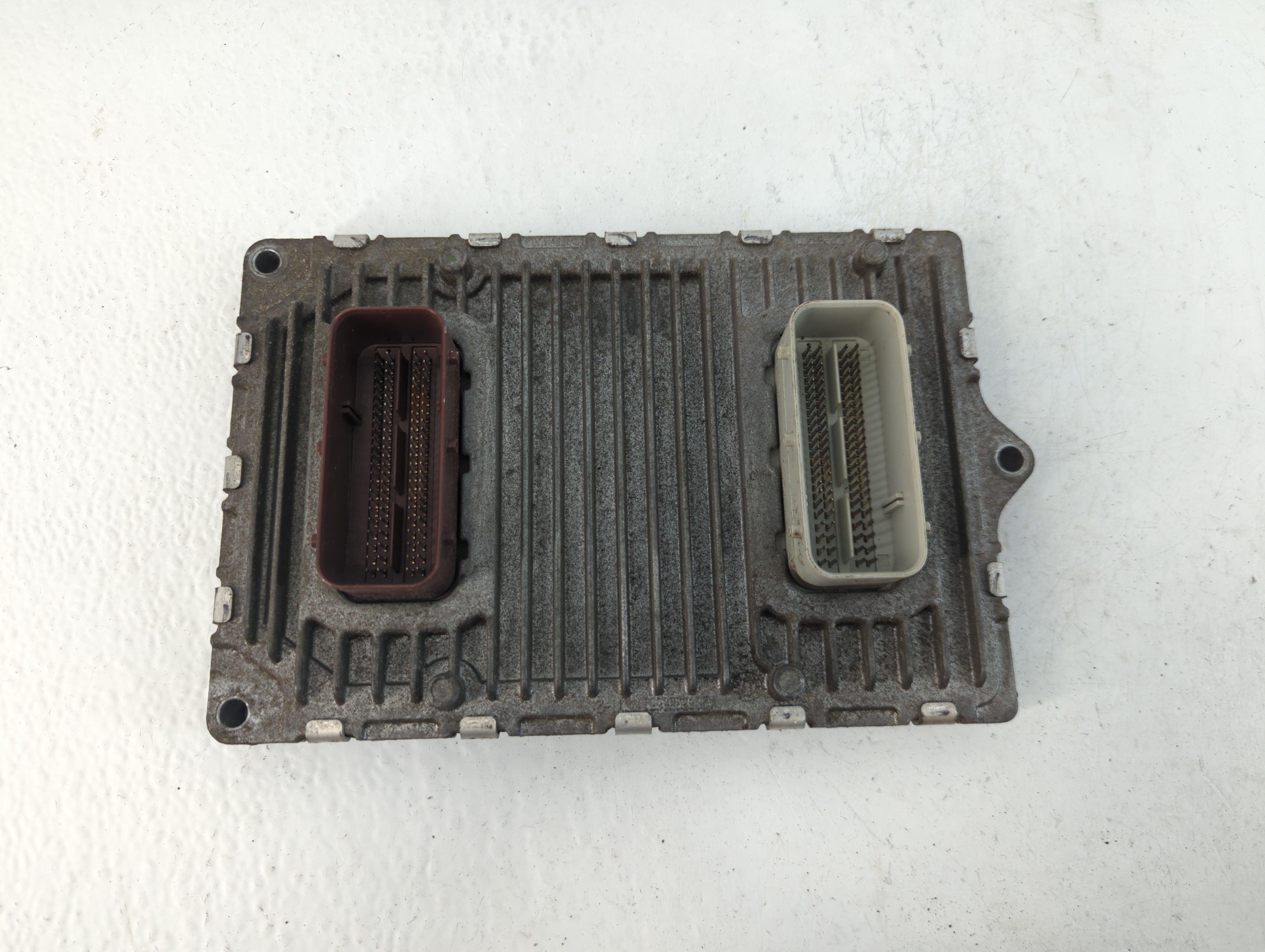 2012-2012 Jeep Wrangler Engine Control Computer Ecu Pcm Ecm Pcu Oem 1056566 - Oemusedautoparts1.com