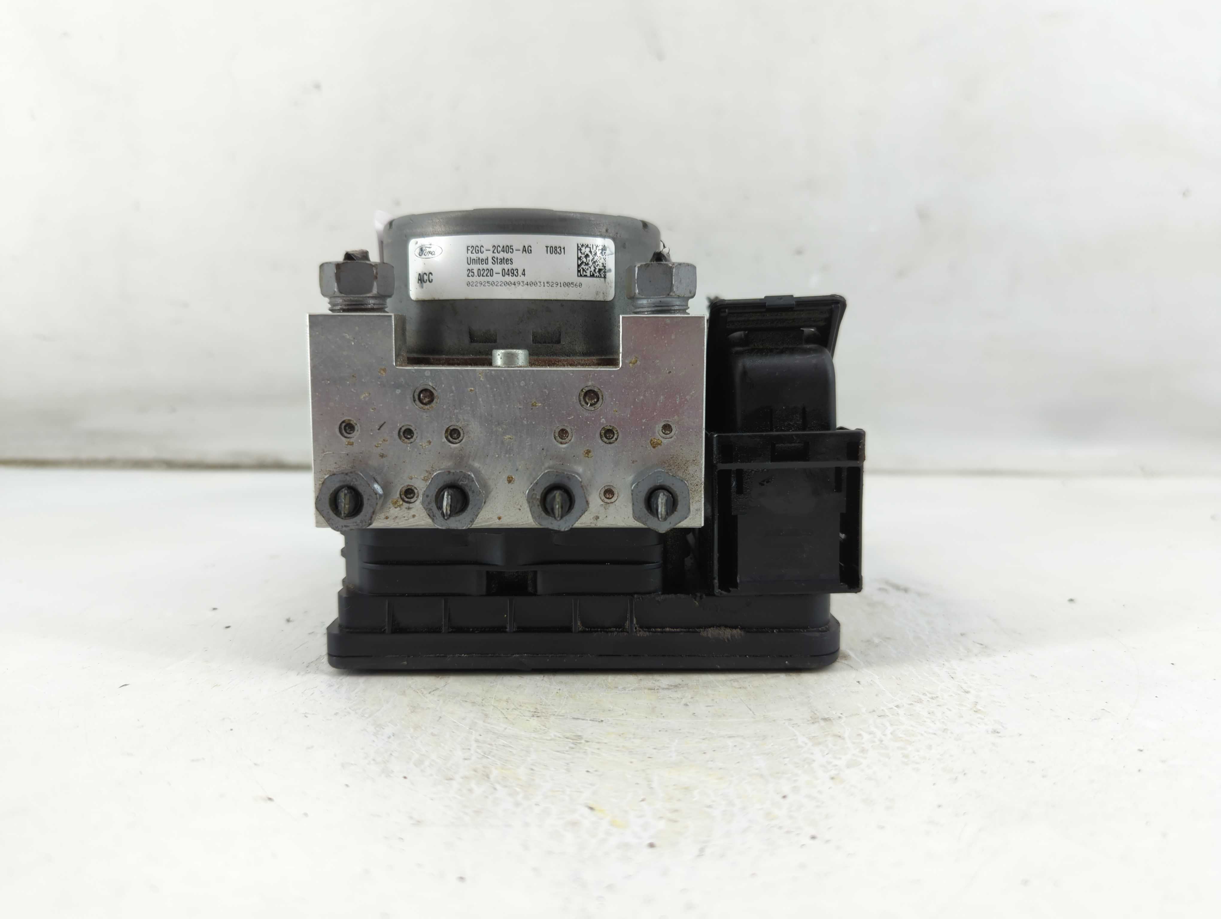 2015-2018 Ford Edge Abs Pump Control Module 1056570 - Oemusedautoparts1.com