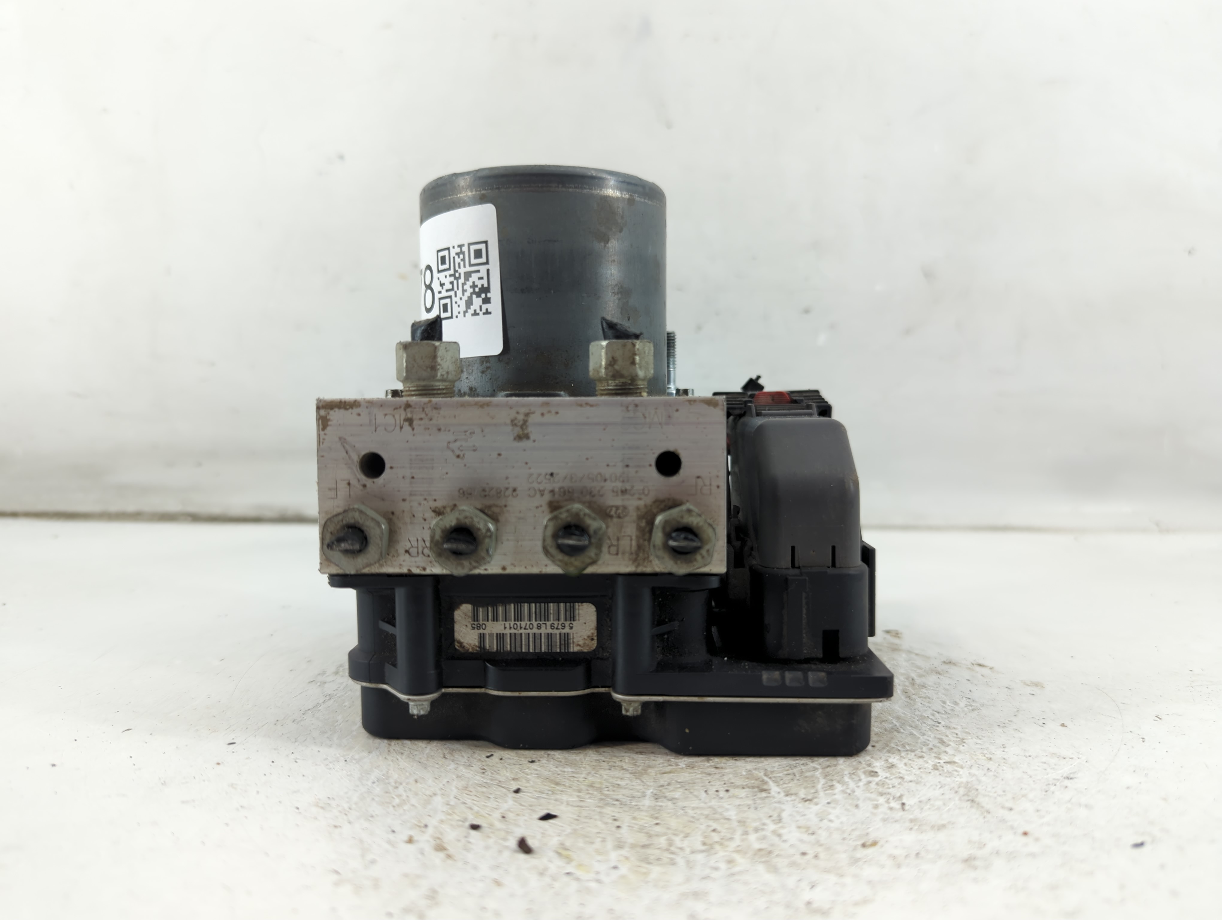 2012-2017 Buick Enclave Abs Pump Control Module 1056578 - Oemusedautoparts1.com