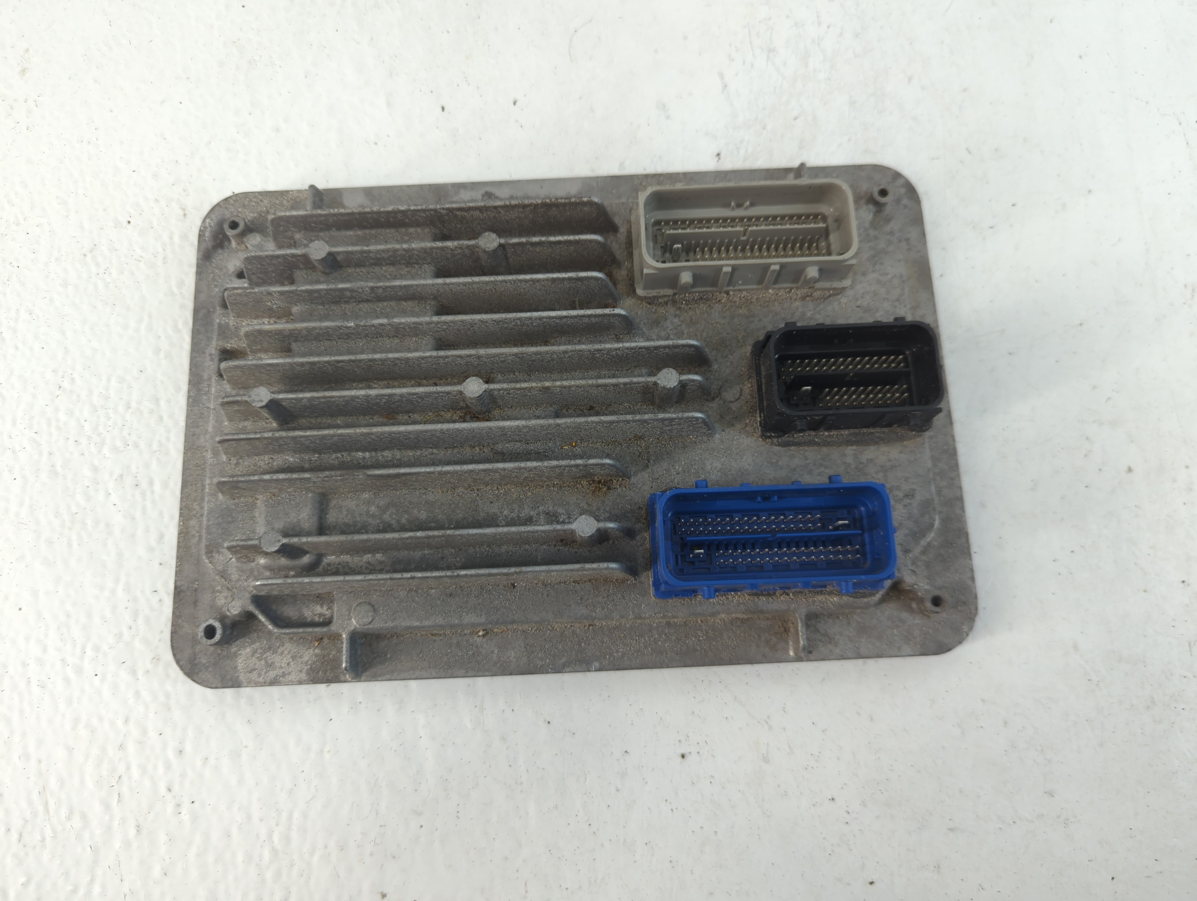 Picture of 2020-2020 Cadillac Ct4 Engine Control Computer Ecu Pcm Ecm Pcu Oem 1056670