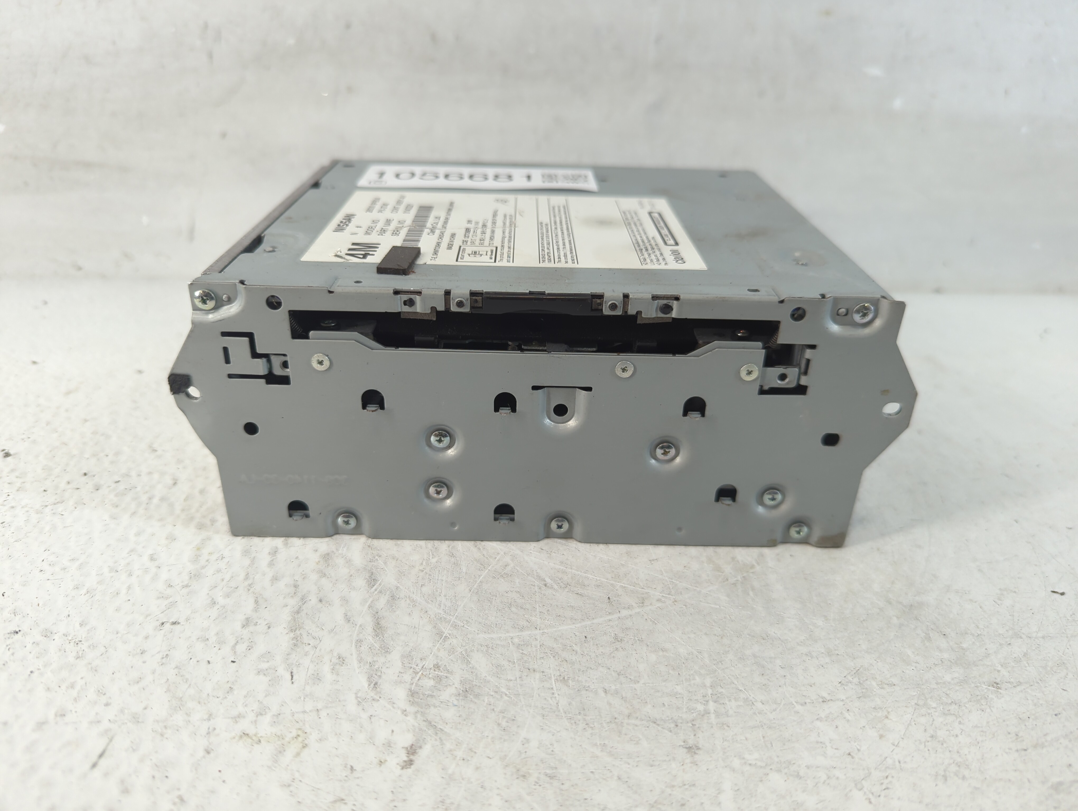 2017-2020 Nissan Pathfinder Am Fm Cd Player Radio Receiver 1056681 - Oemusedautoparts1.com