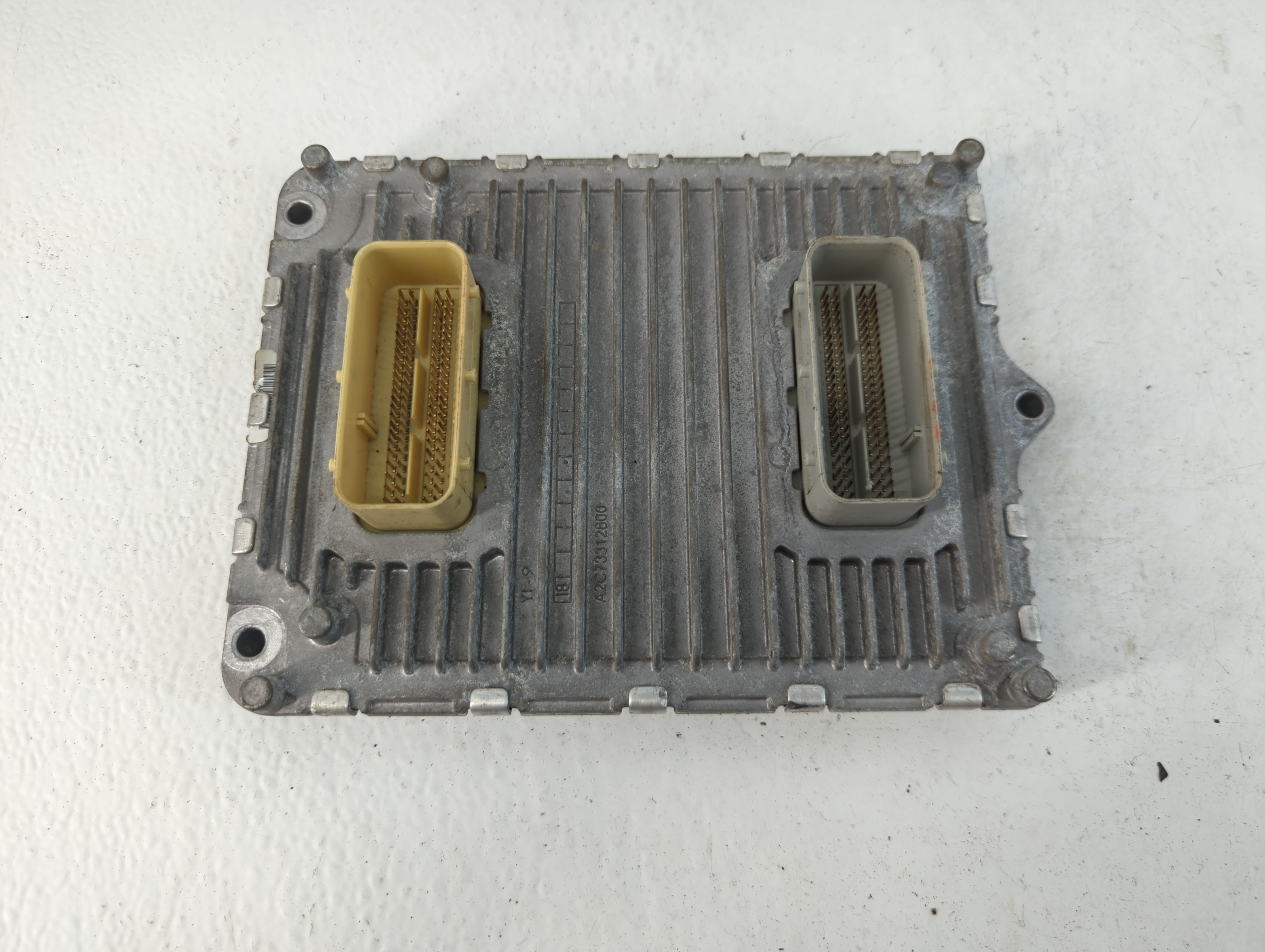 Picture of 2019-2019 Jeep Cherokee Engine Control Computer Ecu Pcm Ecm Pcu Oem 1056694