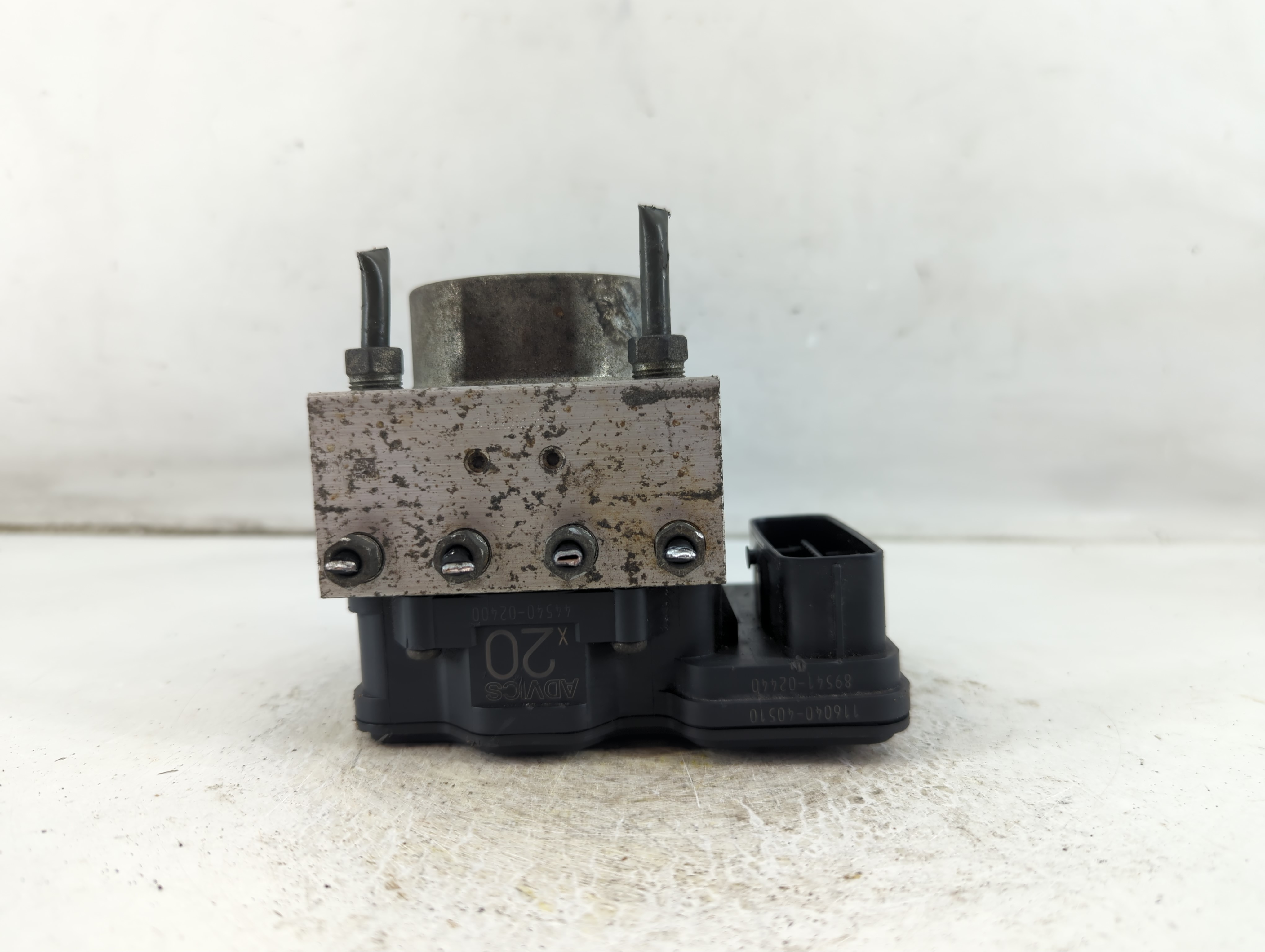 2016-2016 Toyota Corolla Abs Pump Control Module 1056702 - Oemusedautoparts1.com
