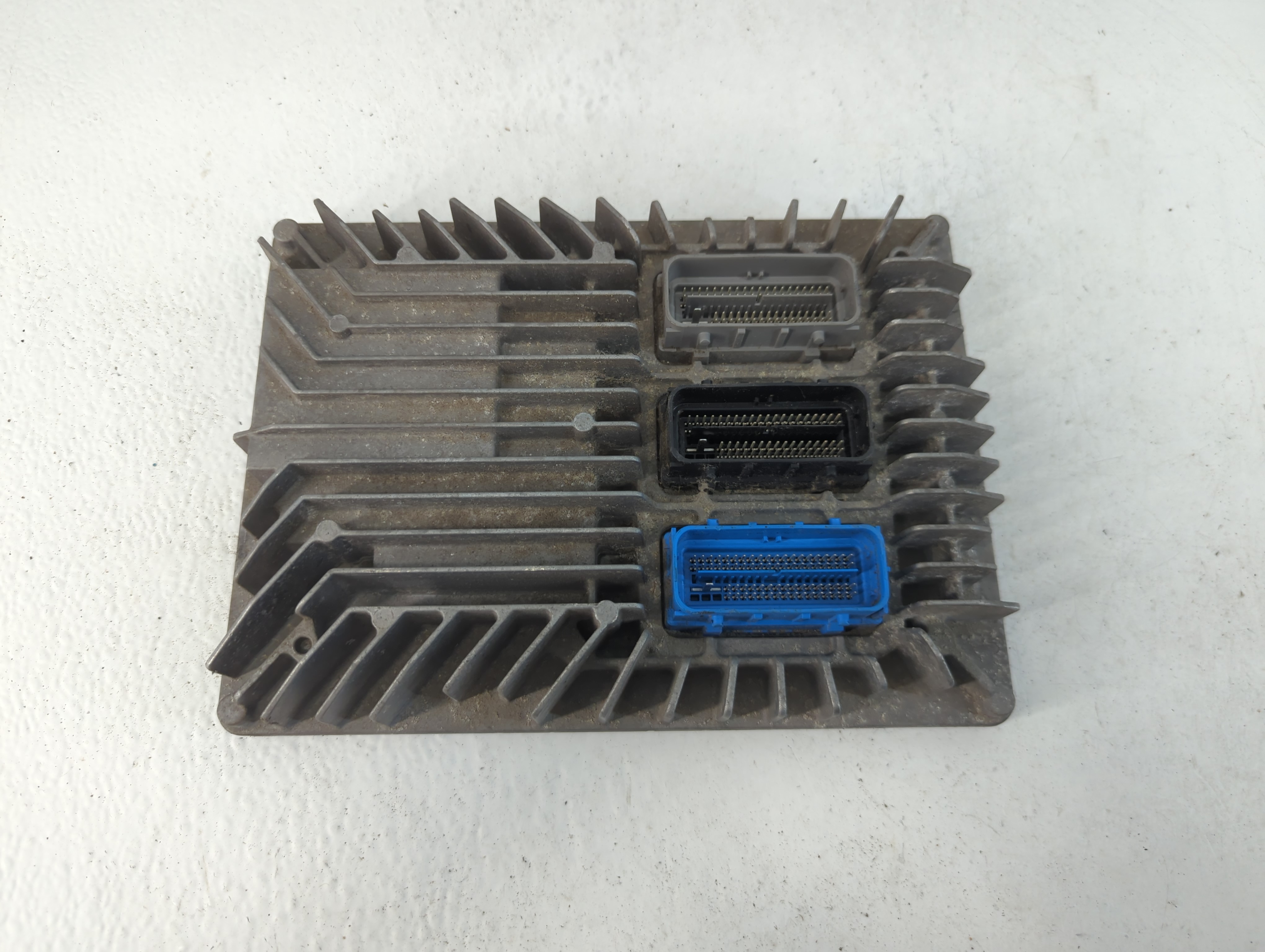 Picture of 2013-2016 Chevrolet Equinox Engine Control Computer Ecu Pcm Ecm Pcu Oem 1056718