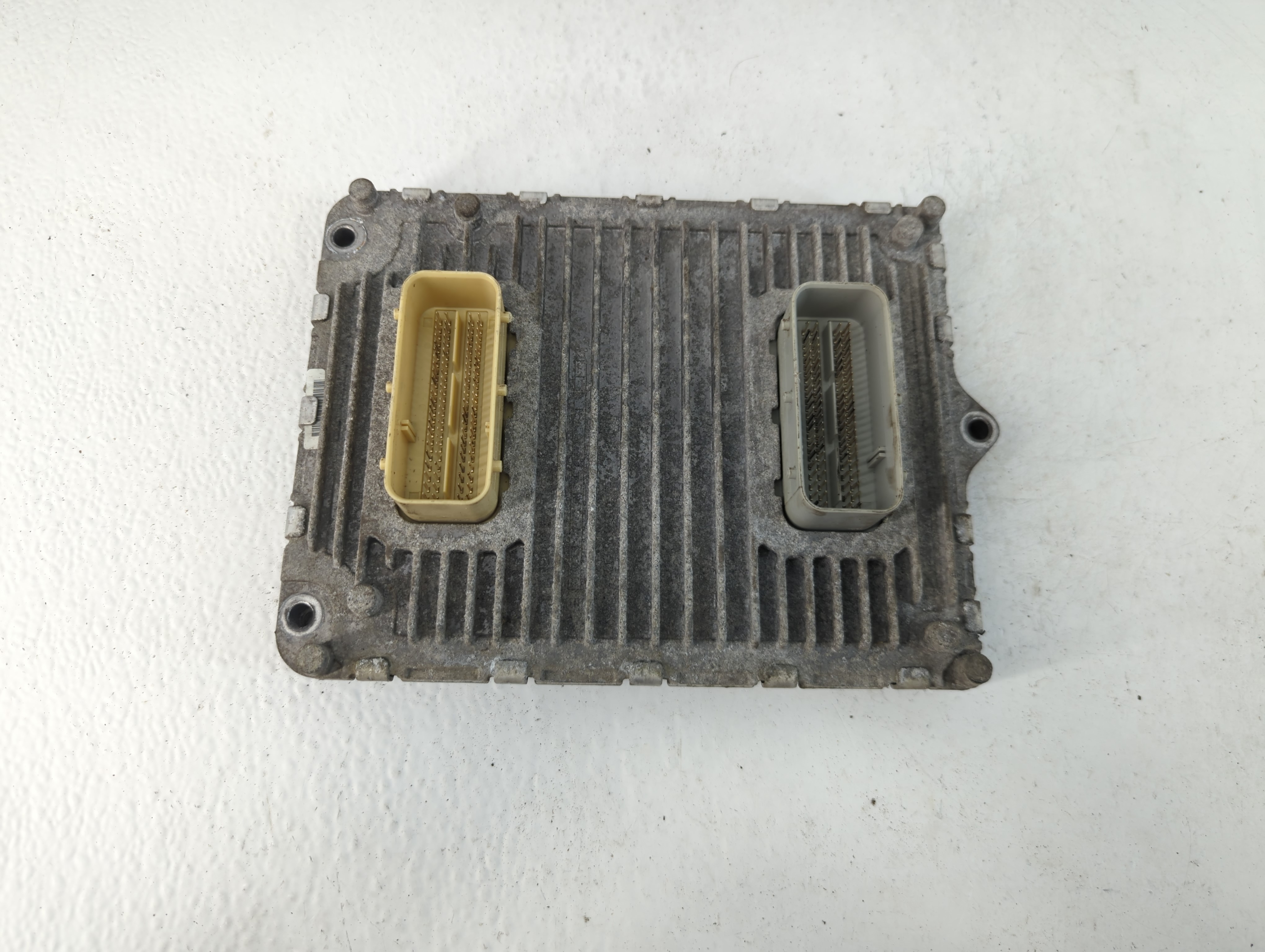 Picture of Dodge Caravan Engine Control Computer Ecu Pcm Ecm Pcu Oem P68243295ab 1056738