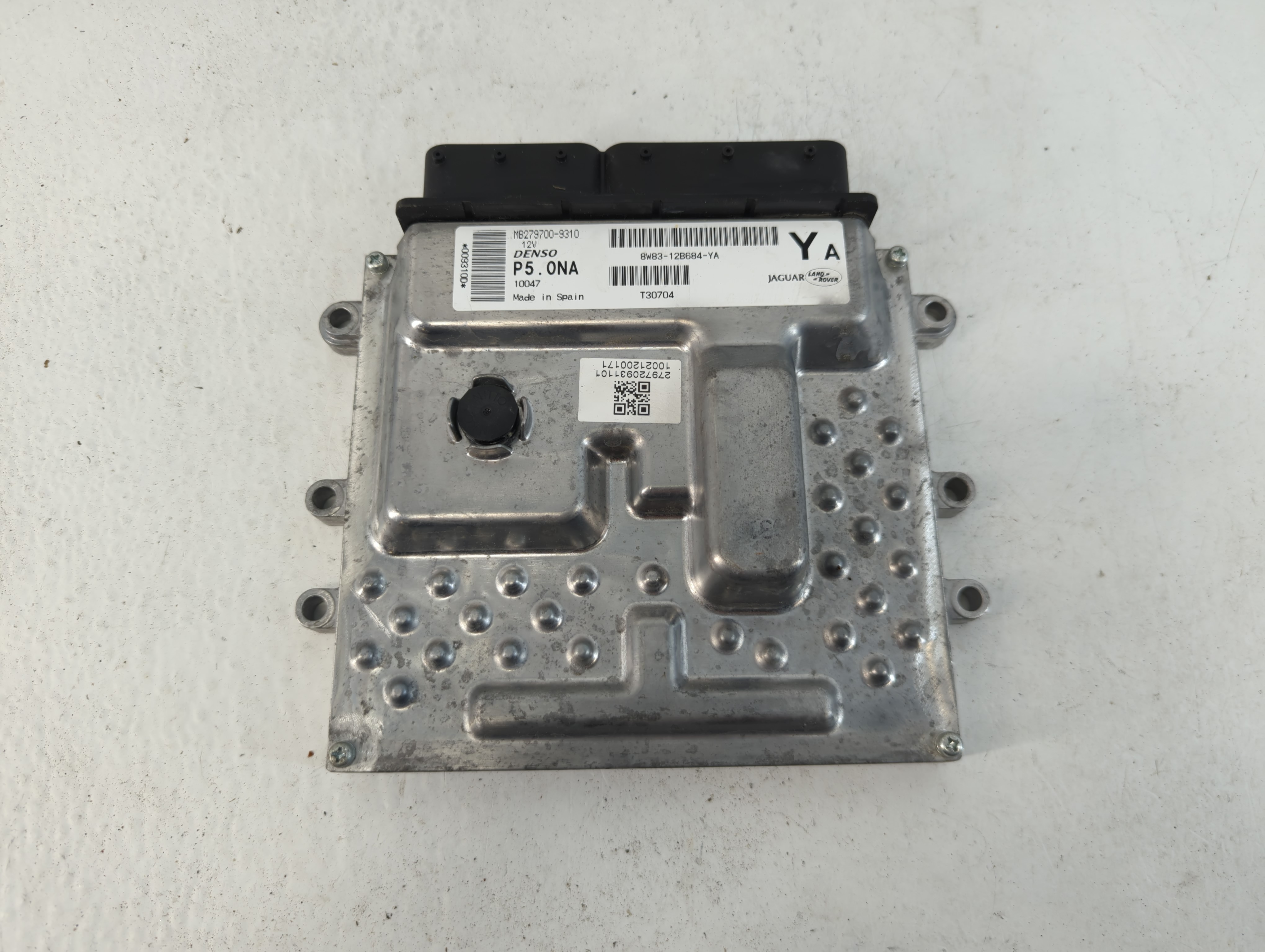 Picture of 2010-2013 Land Rover Lr4 Engine Control Computer Ecu Pcm Ecm Pcu Oem 1056769