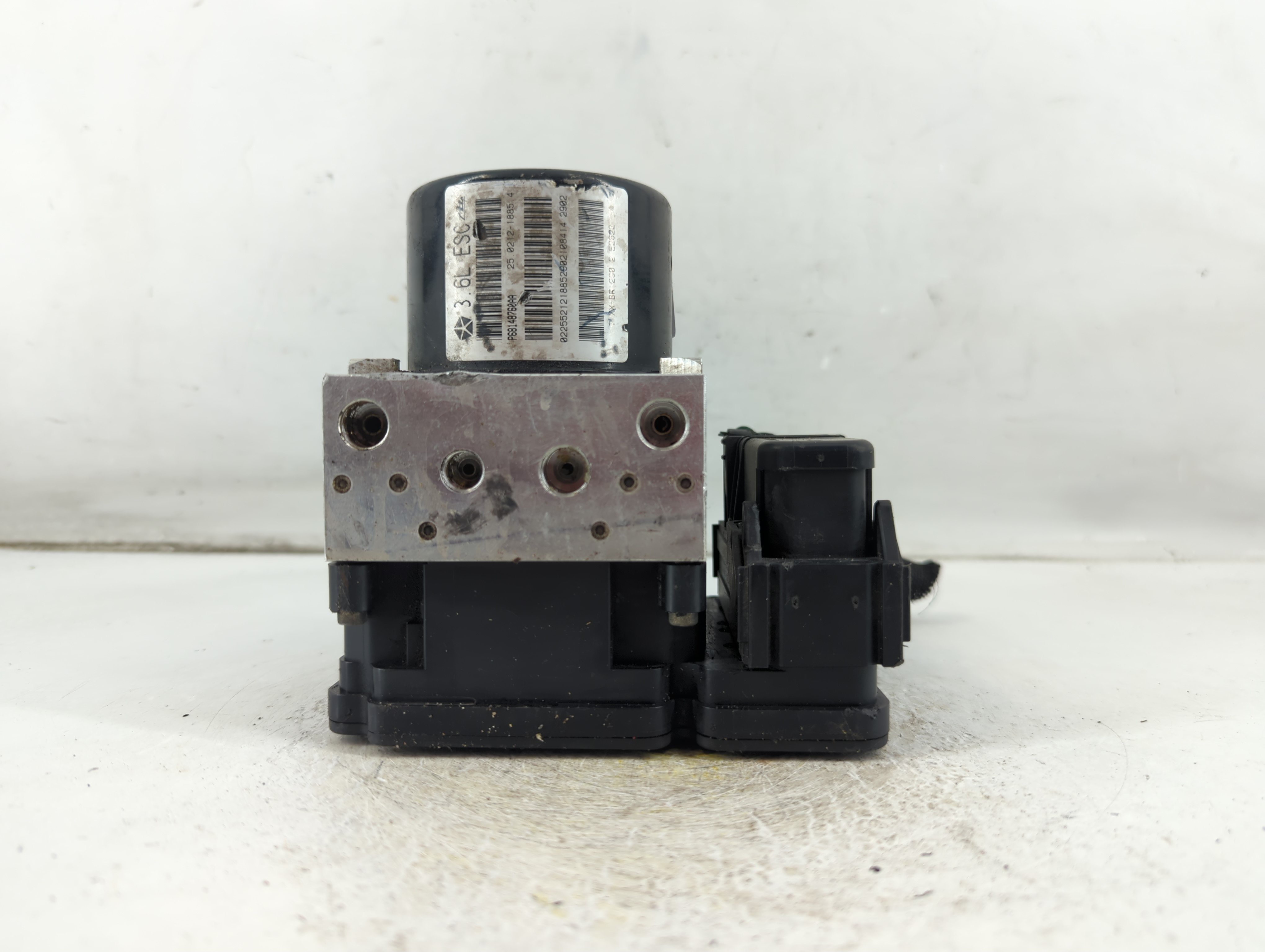 2011-2014 Chrysler 200 Abs Pump Control Module 1056792 - Oemusedautoparts1.com