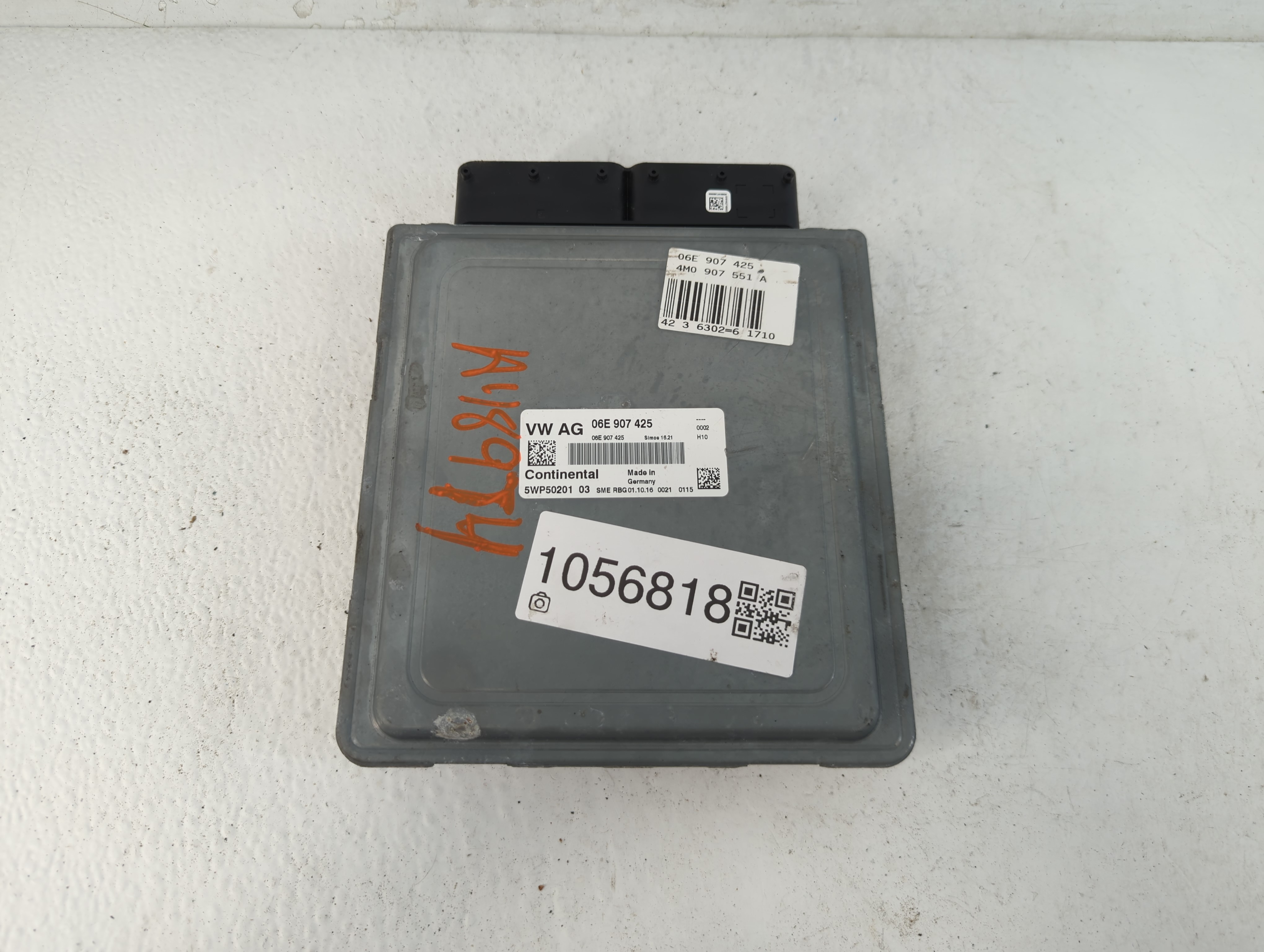 Picture of 2017-2019 Audi Q7 Engine Control Computer Ecu Pcm Ecm Pcu Oem 1056818