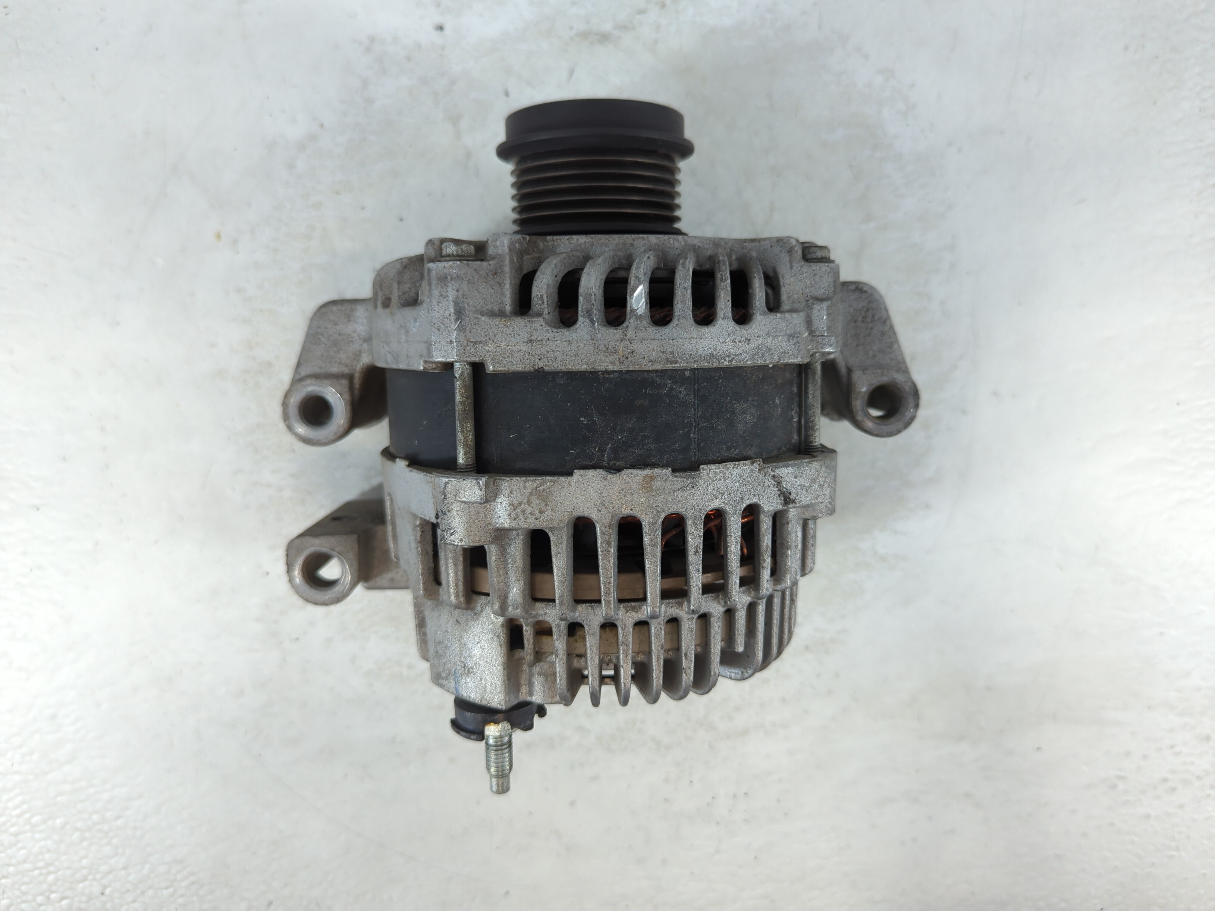 Picture of 2013-2016 Dodge Dart Alternator Generator Charging Assembly Engine Oem 1056841