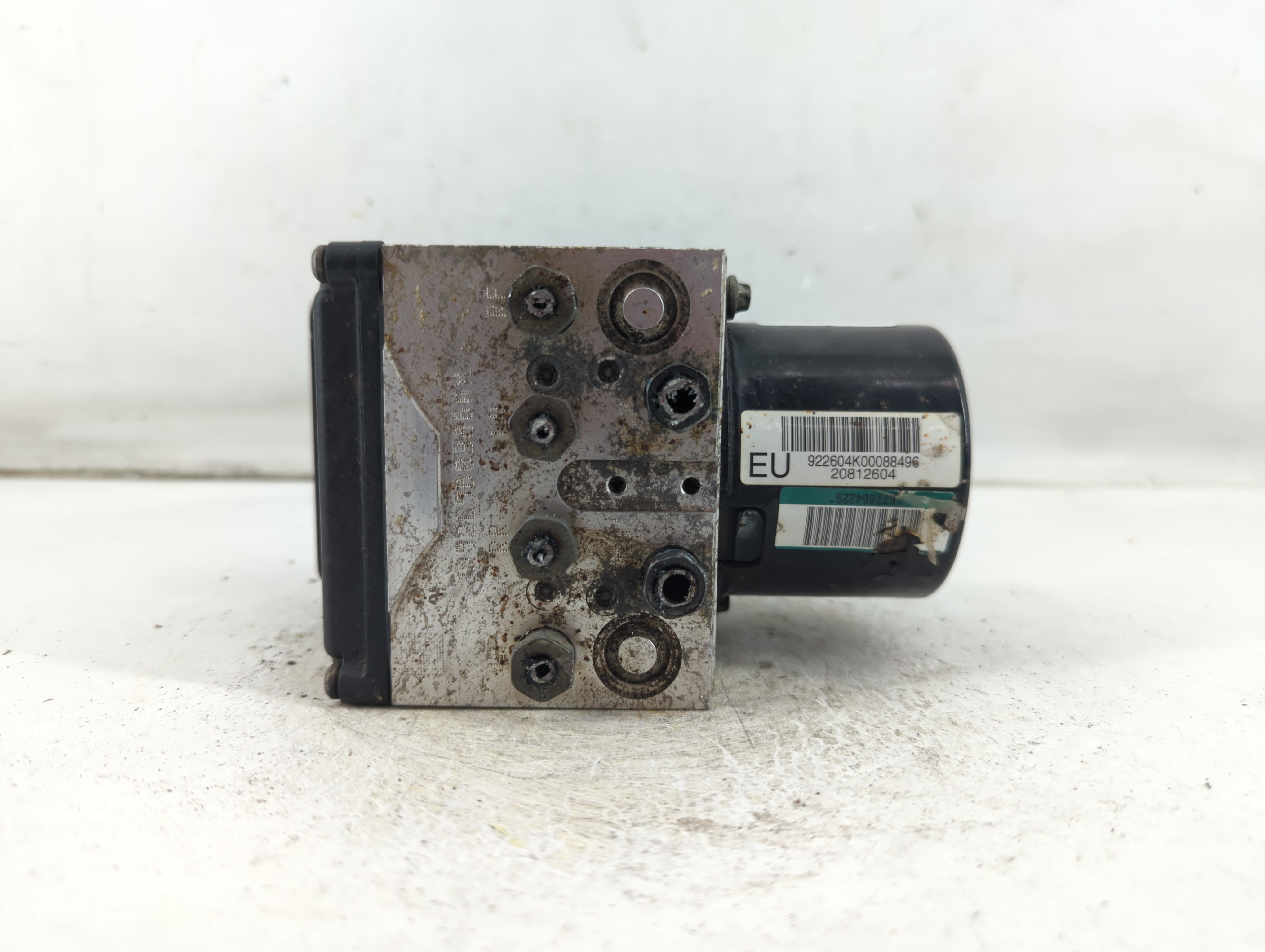 2010-2010 Chevrolet Malibu Abs Pump Control Module 1056850 - Oemusedautoparts1.com