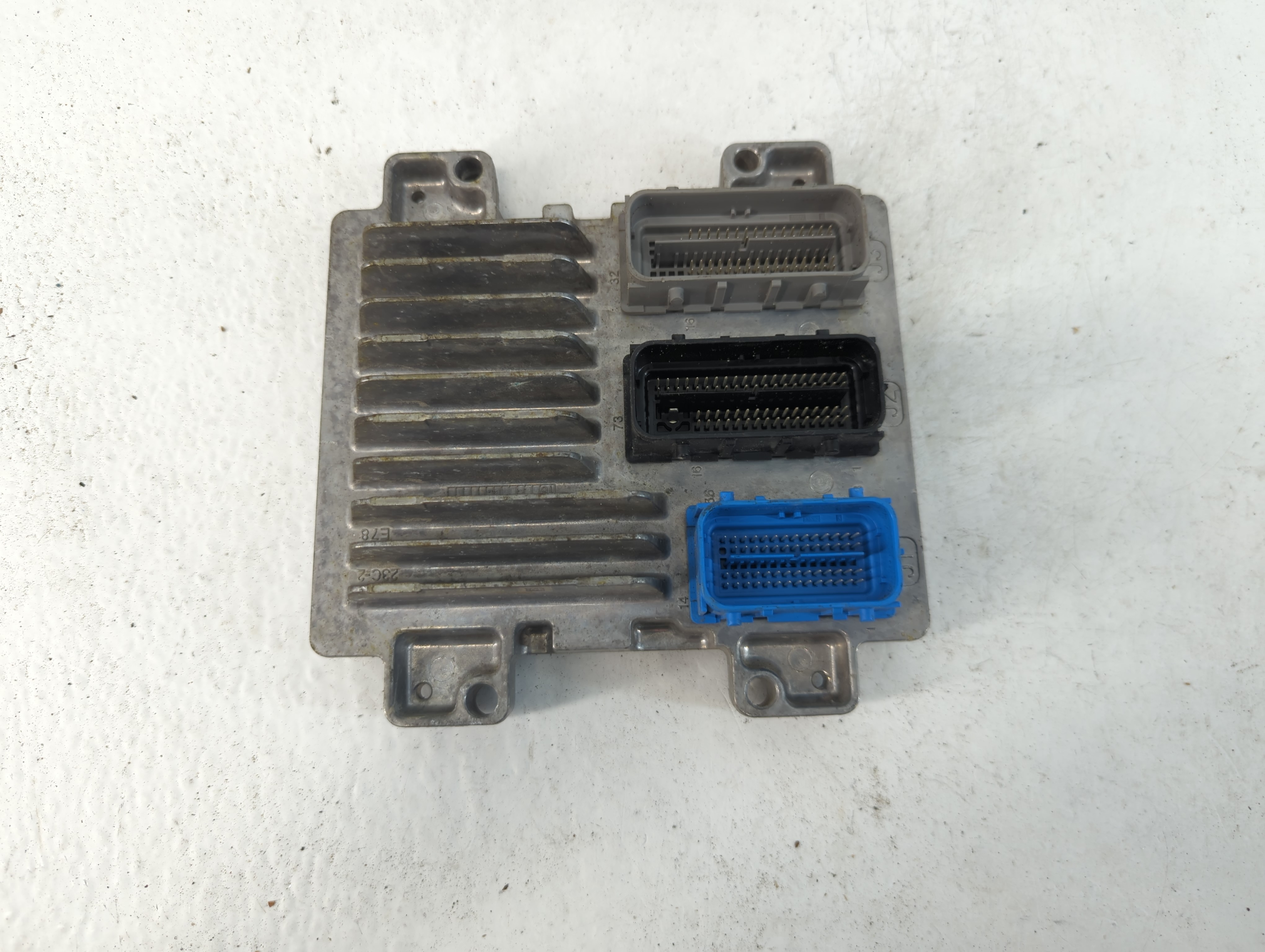 Chevrolet Express Cargo Engine Control Computer Ecu Pcm Ecm Pcu Oem 1056856 - Oemusedautoparts1.com
