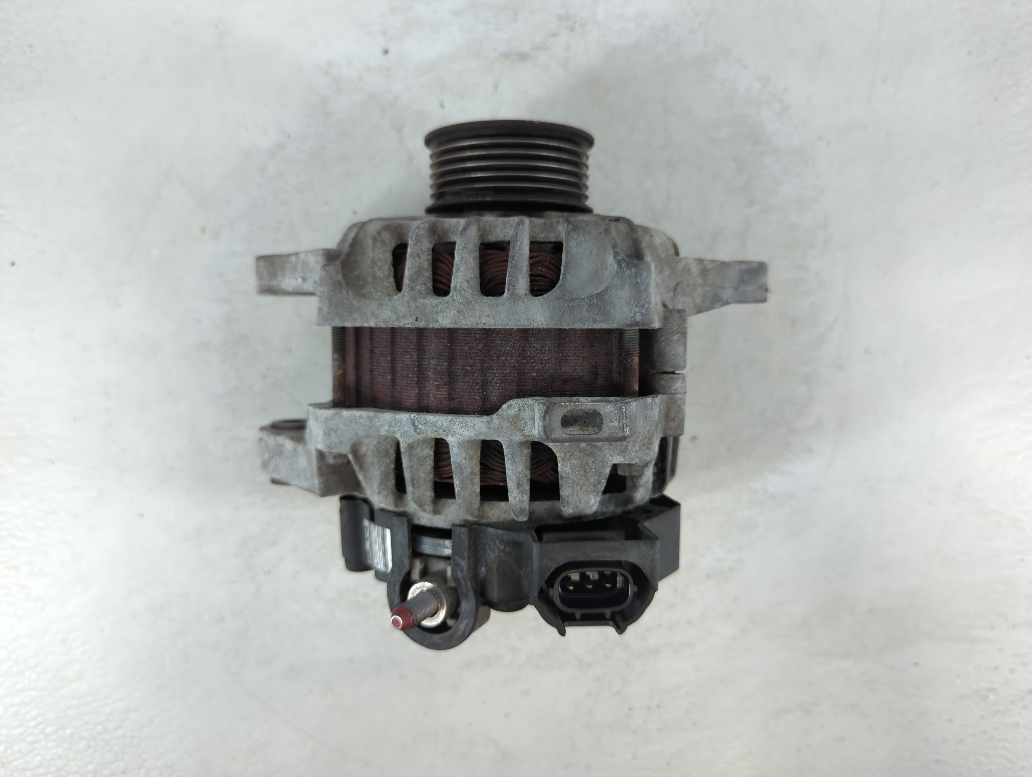 2012 Hyundai Accent Alternator Generator Charging Assembly Engine Oem 1056902 - Oemusedautoparts1.com