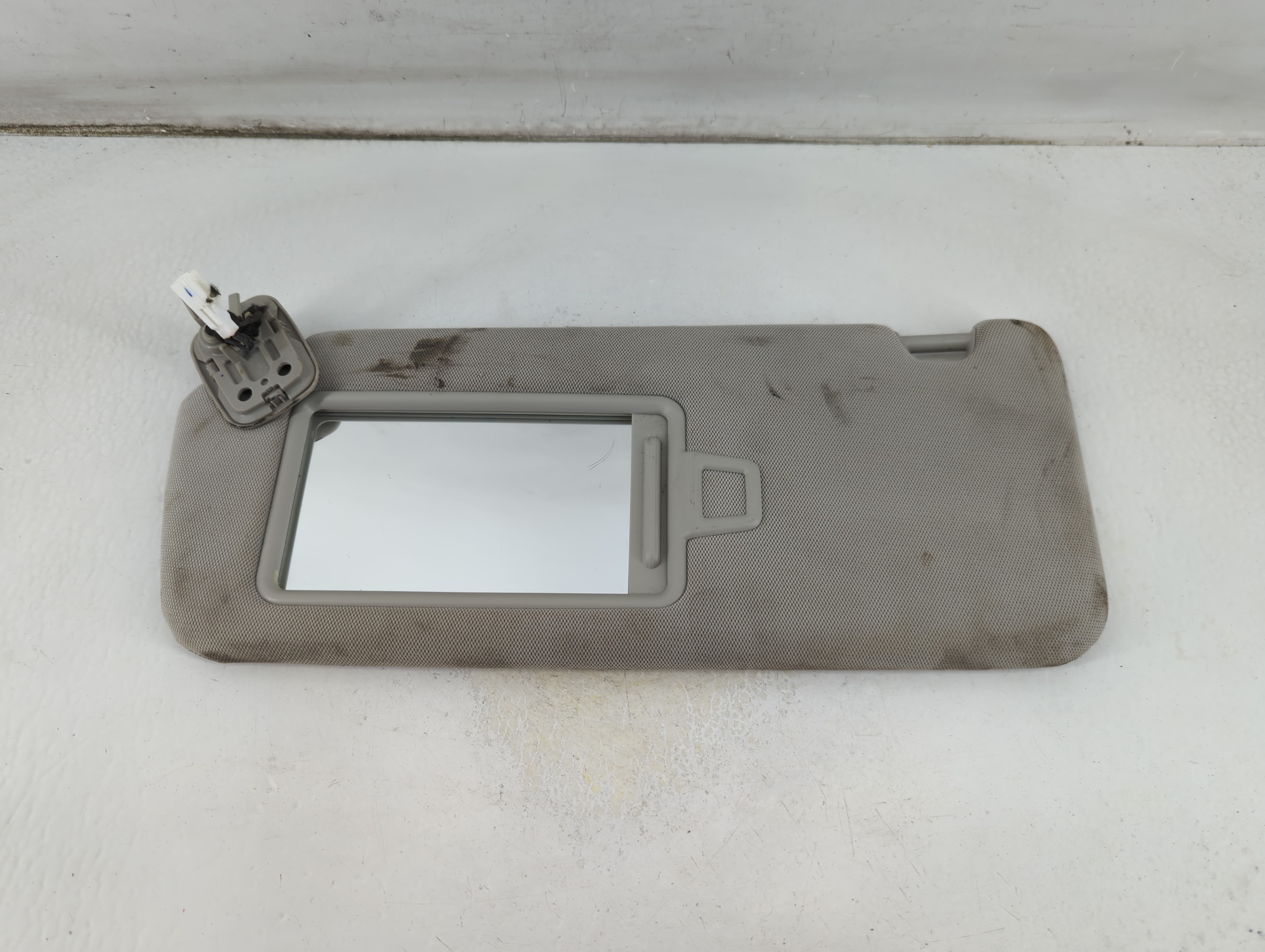 2016-2020 Kia Optima Passenger Sun Visor Mirror Right Sunvisor Grey 1056920 - Oemusedautoparts1.com