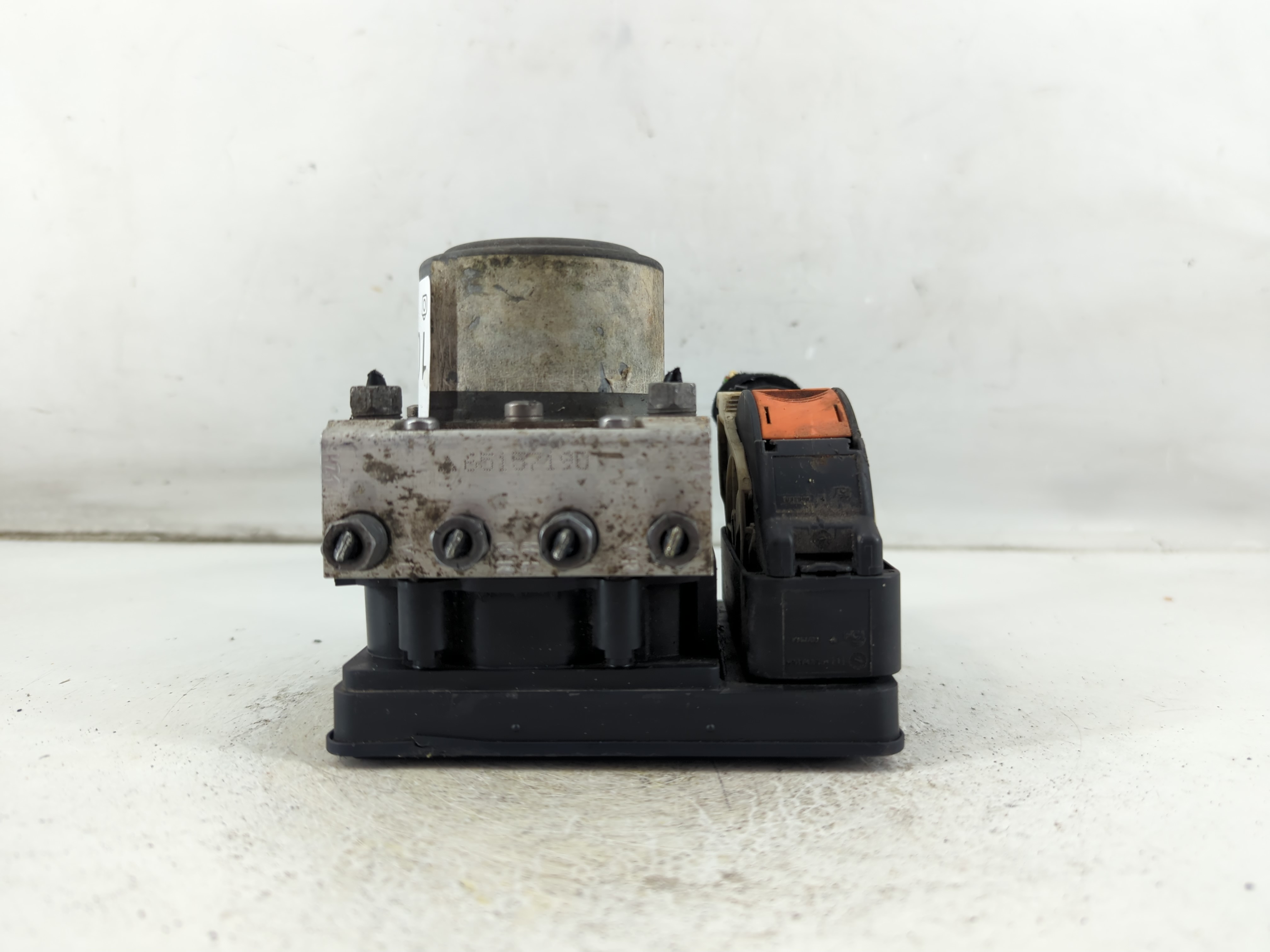 Picture of 2015-2017 Jeep Renegade Abs Pump Control Module 1056930