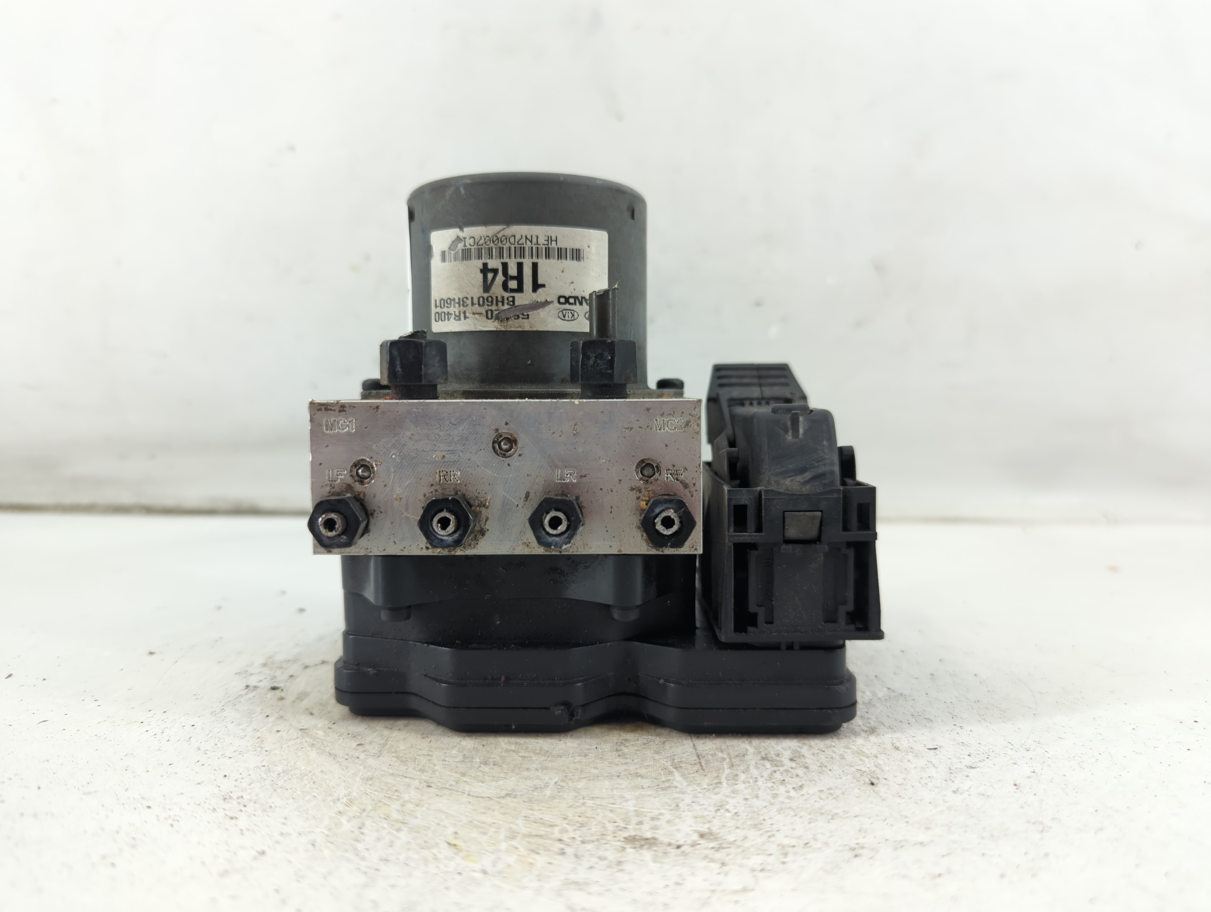2012-2013 Hyundai Accent Abs Pump Control Module 1056933 - Oemusedautoparts1.com