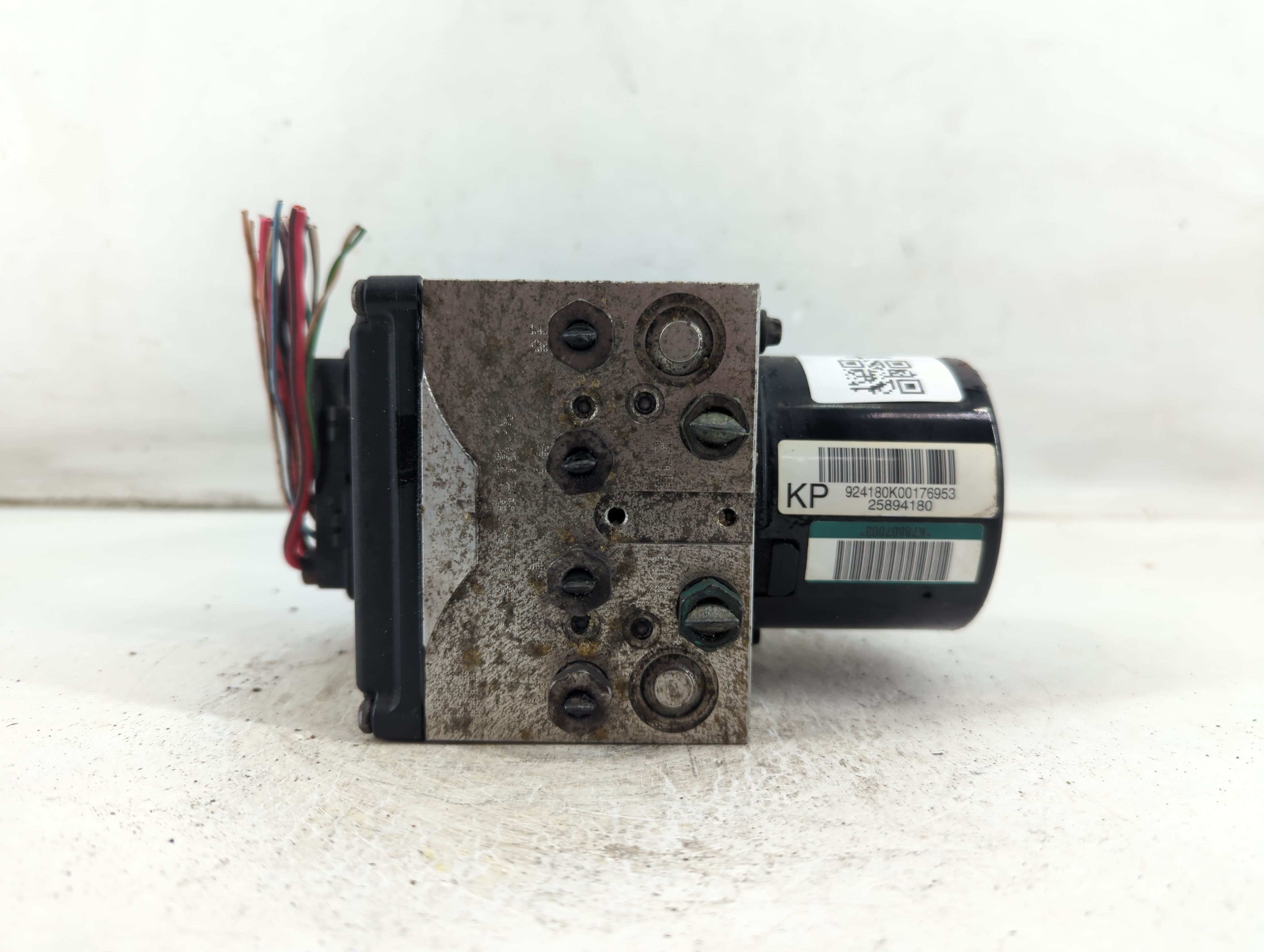 2008-2011 Chevrolet Impala Abs Pump Control Module 1056934 - Oemusedautoparts1.com