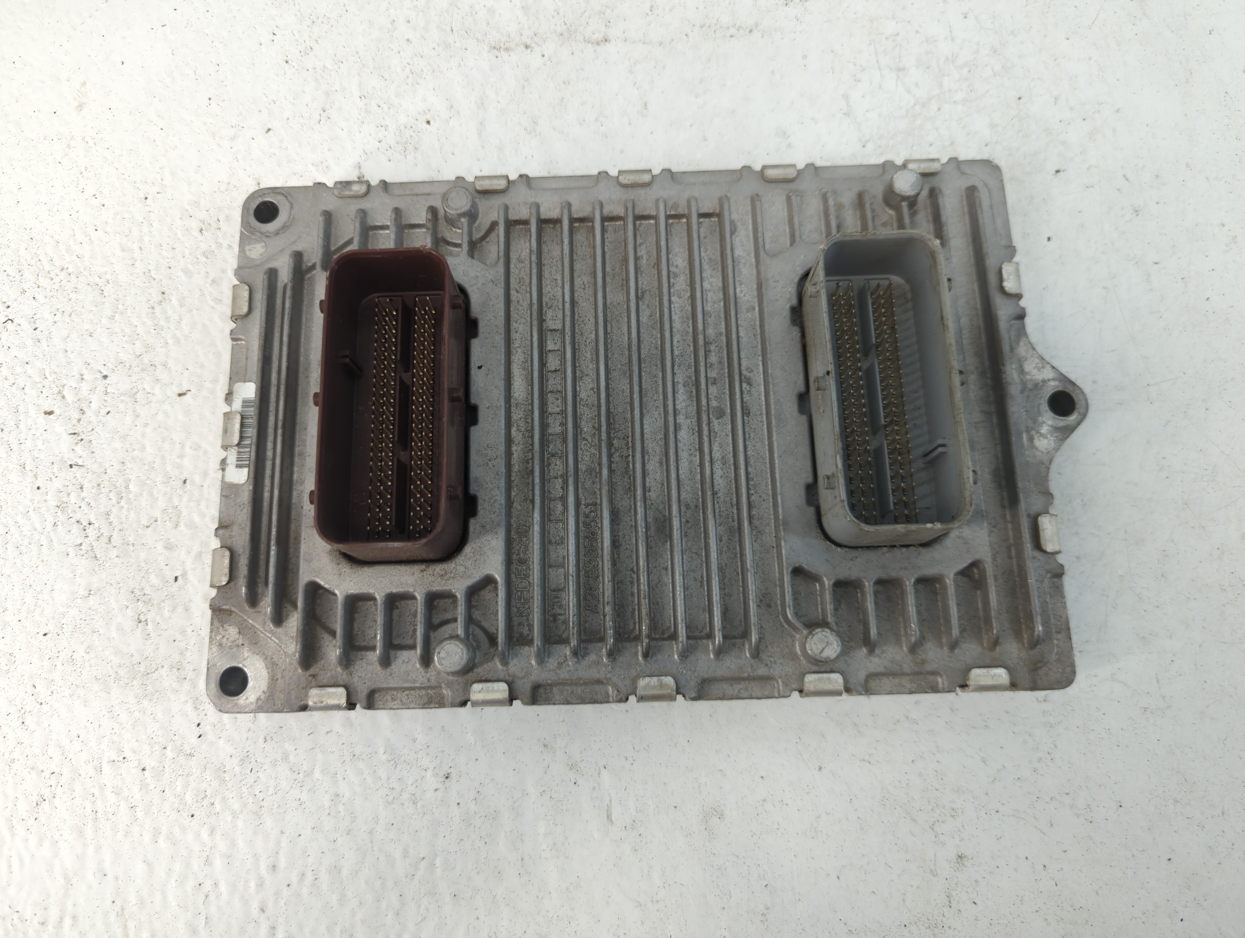 2014-2014 Jeep Cherokee Engine Control Computer Ecu Pcm Ecm Pcu Oem 1056943 - Oemusedautoparts1.com