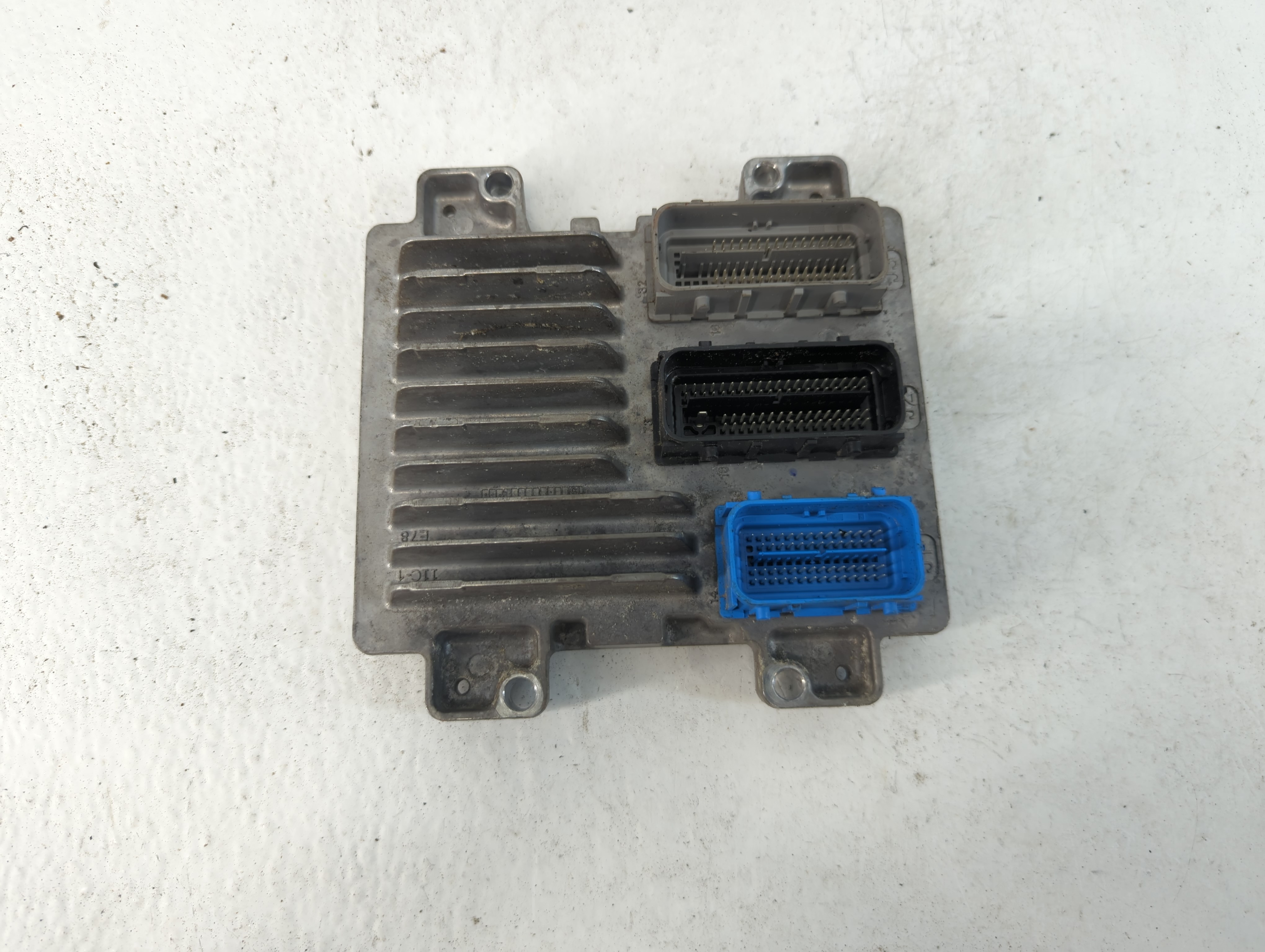 Chevrolet Cruze Limited Engine Control Computer Ecu Pcm Ecm Pcu Oem 1056947 - Oemusedautoparts1.com