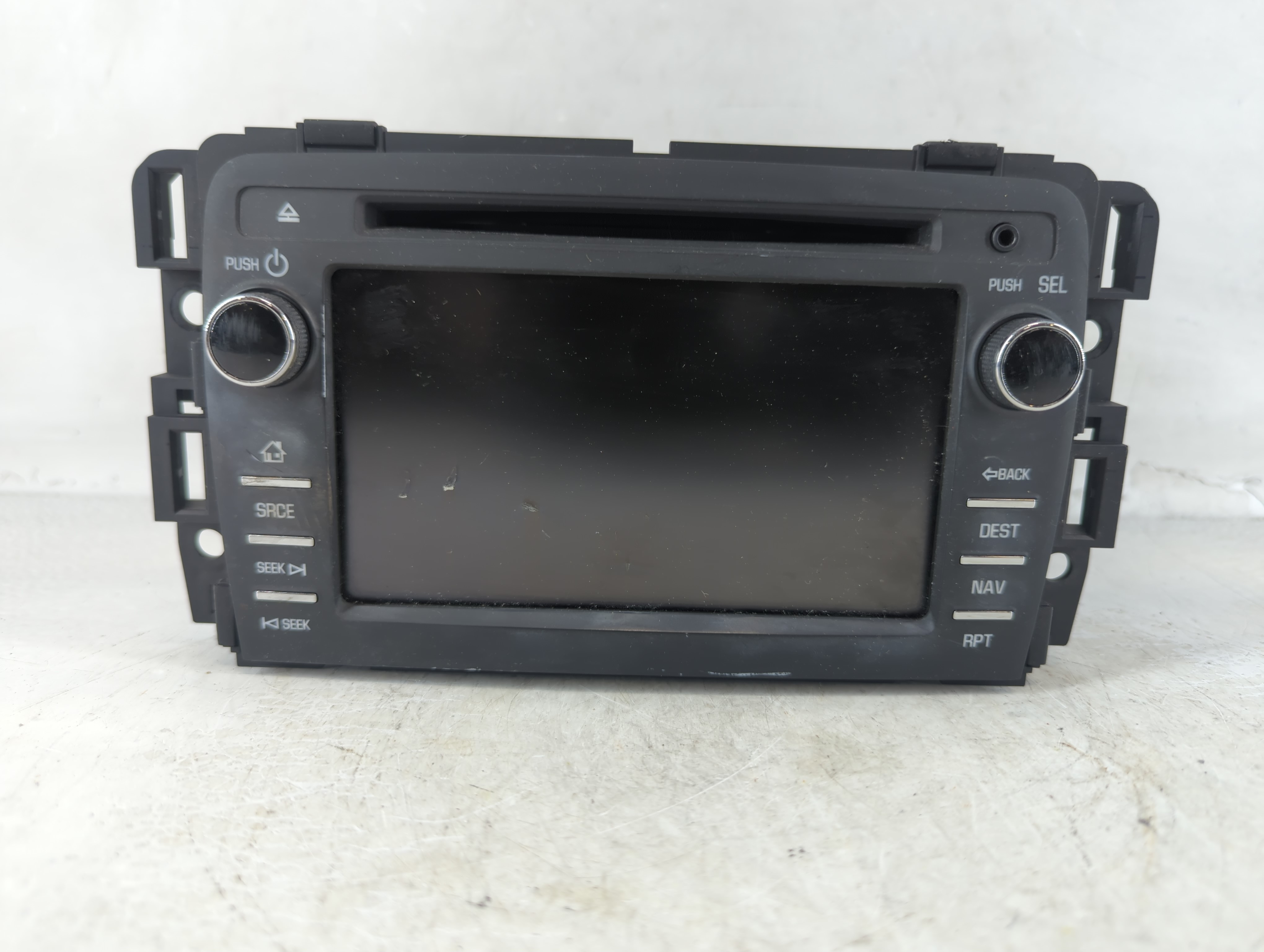 2013-2014 Buick Enclave Am Fm Cd Player Radio Receiver 1056956 - Oemusedautoparts1.com