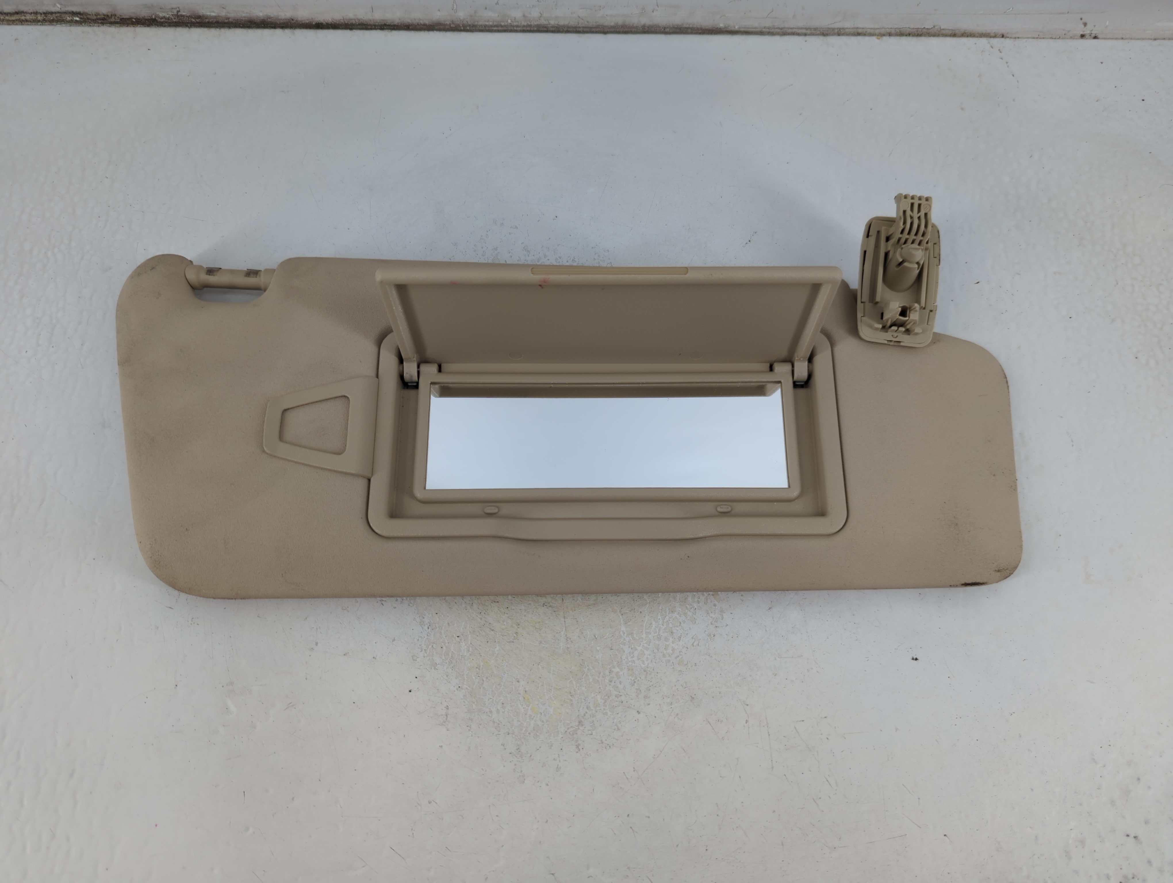 2010-2014 Mercedes-benz C250 Passenger Sun Visor Mirror Right Sunvisor 1056964 - Oemusedautoparts1.com