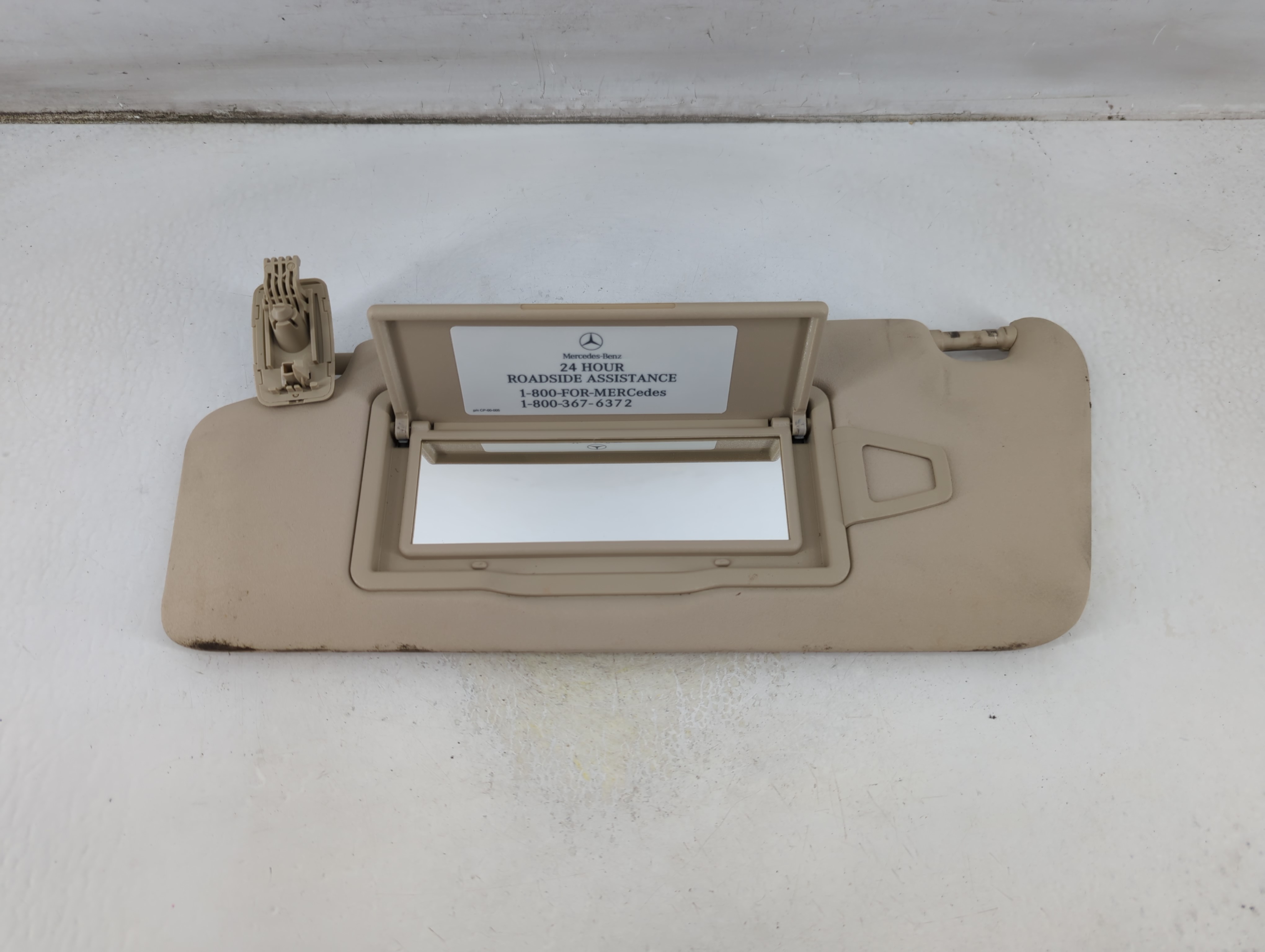 2010-2014 Mercedes-benz C250 Driver Sun Visor Mirror Left Sunvisor Beige 1056965 - Oemusedautoparts1.com