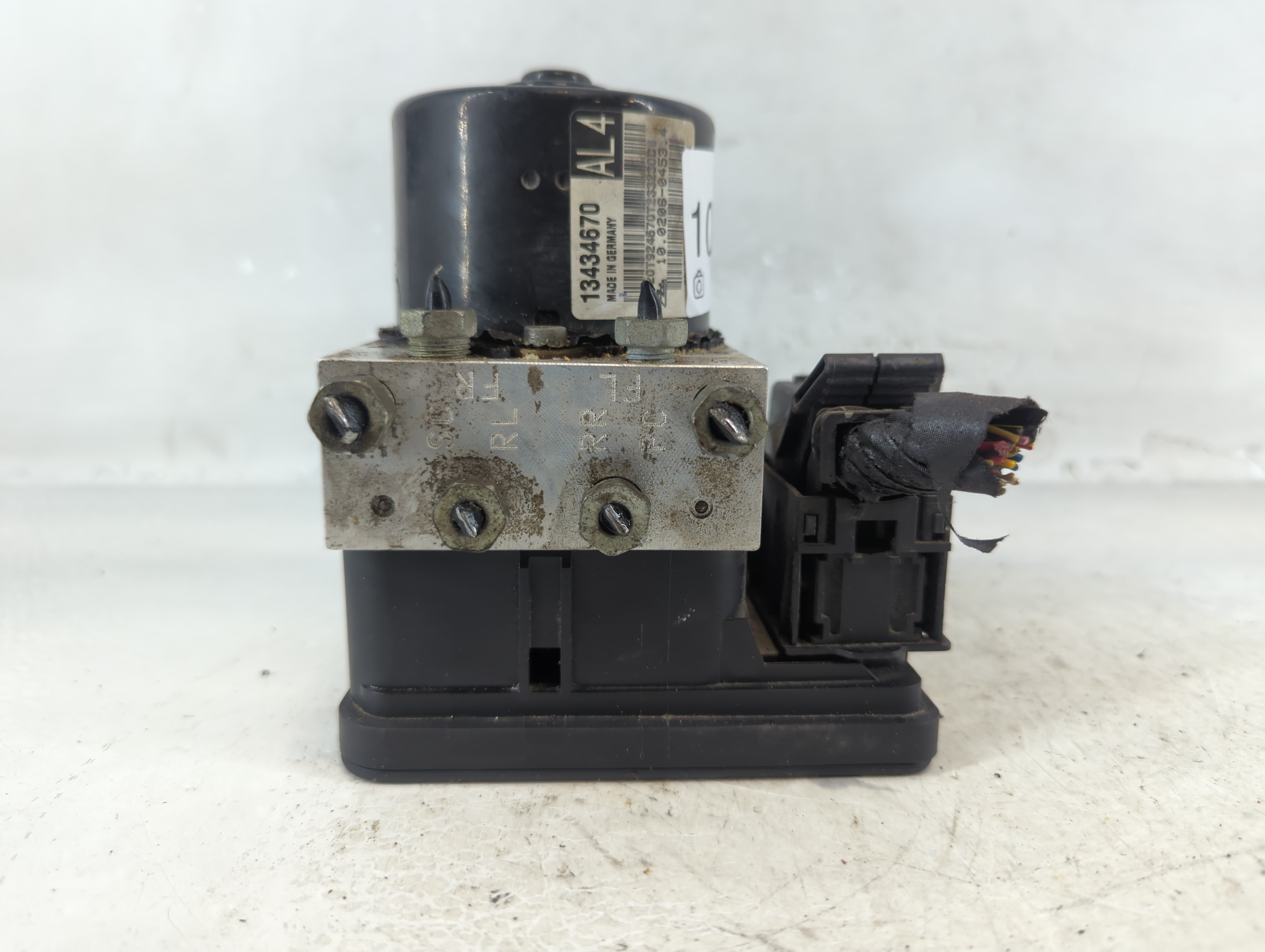 2009-2009 Volkswagen Eos Abs Pump Control Module 1056983 - Oemusedautoparts1.com