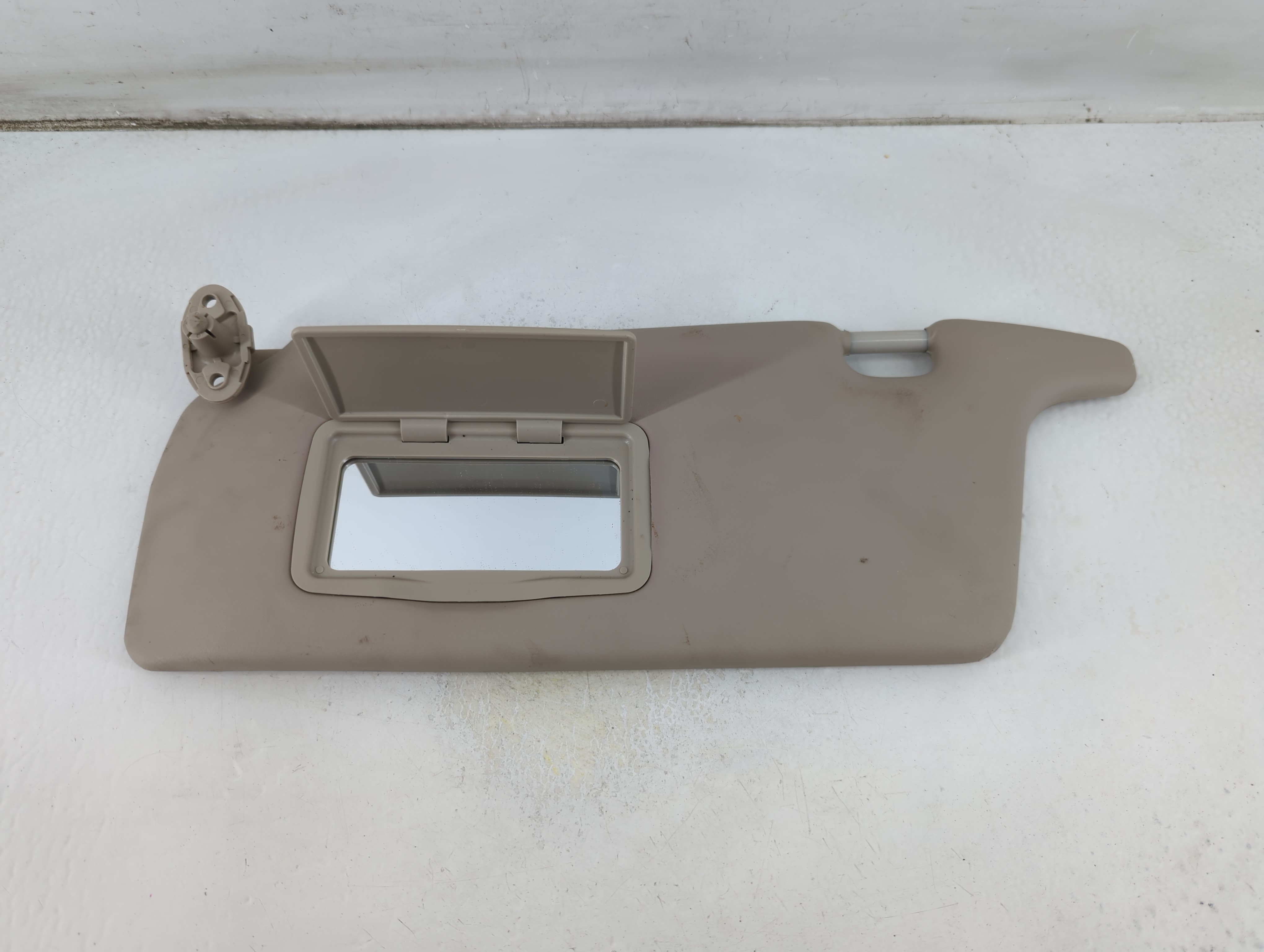 2001-2005 Honda Civic Driver Sun Visor Mirror Left Sunvisor Grey 1057005 - Oemusedautoparts1.com