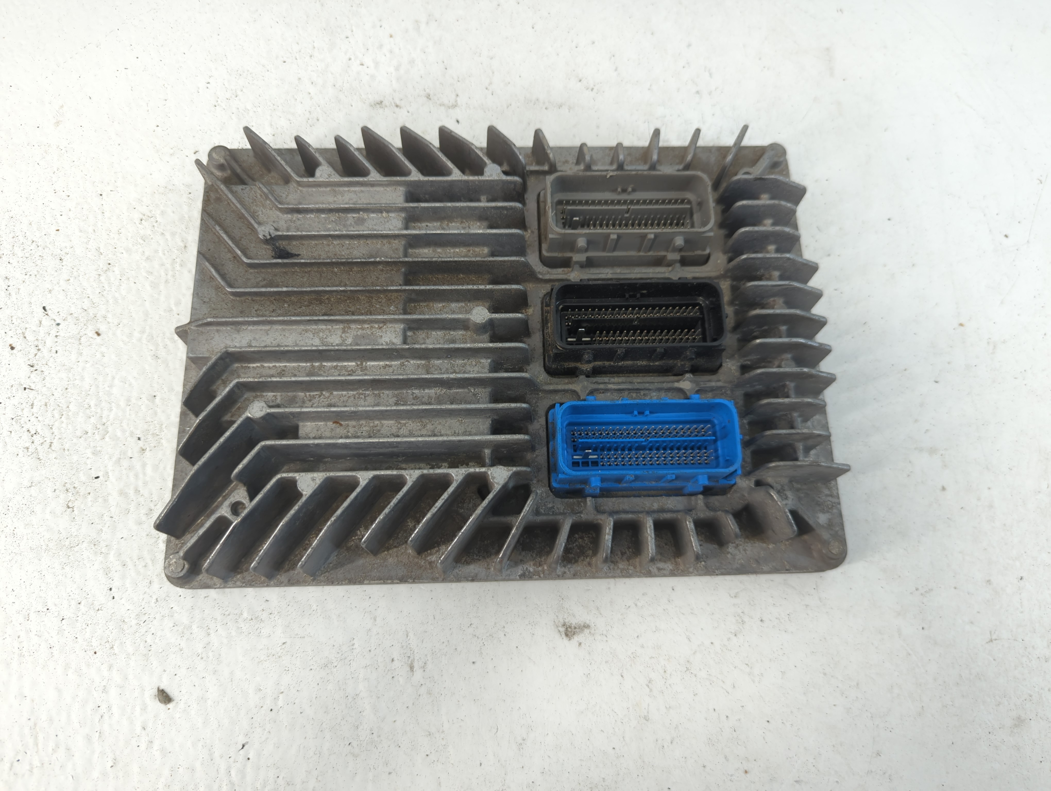 2013-2016 Chevrolet Equinox Engine Control Computer Ecu Pcm Ecm Pcu Oem 1057015 - Oemusedautoparts1.com