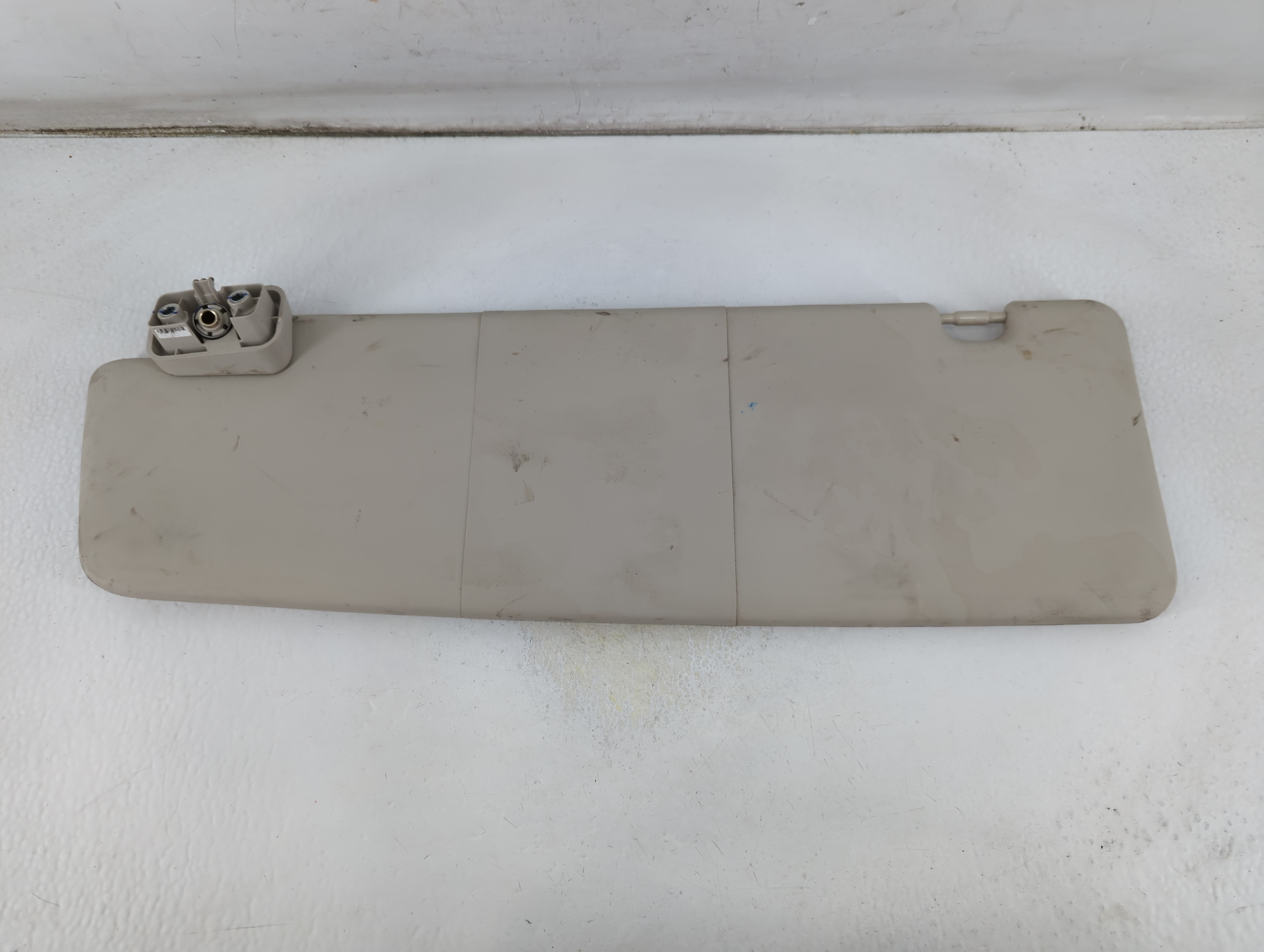 2014-2022 Ram Promaster 1500 Driver Sun Visor Mirror Left Sunvisor Grey 1057032 - Oemusedautoparts1.com