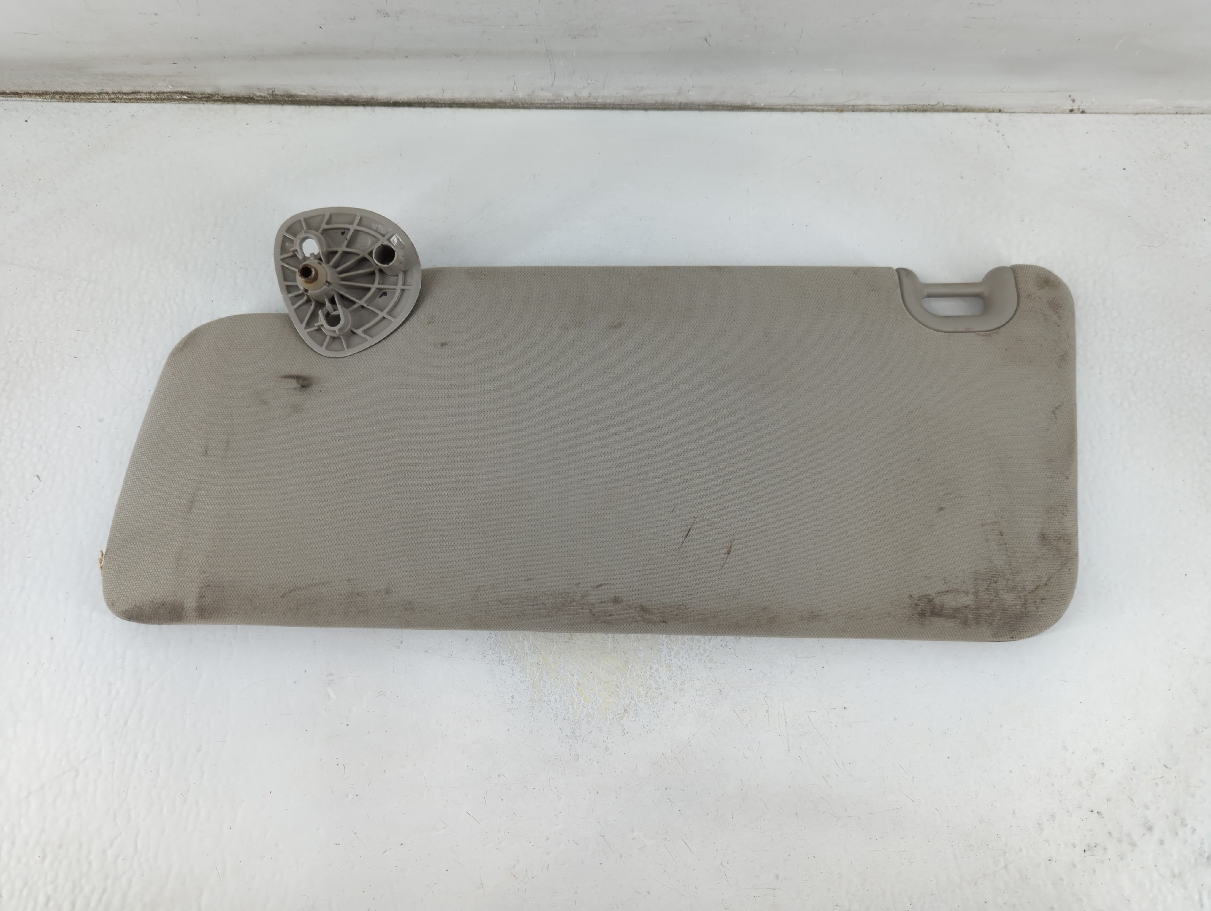 Dodge Ram 3500 Driver Sun Visor Mirror Left Sunvisor Grey 1057038 - Oemusedautoparts1.com