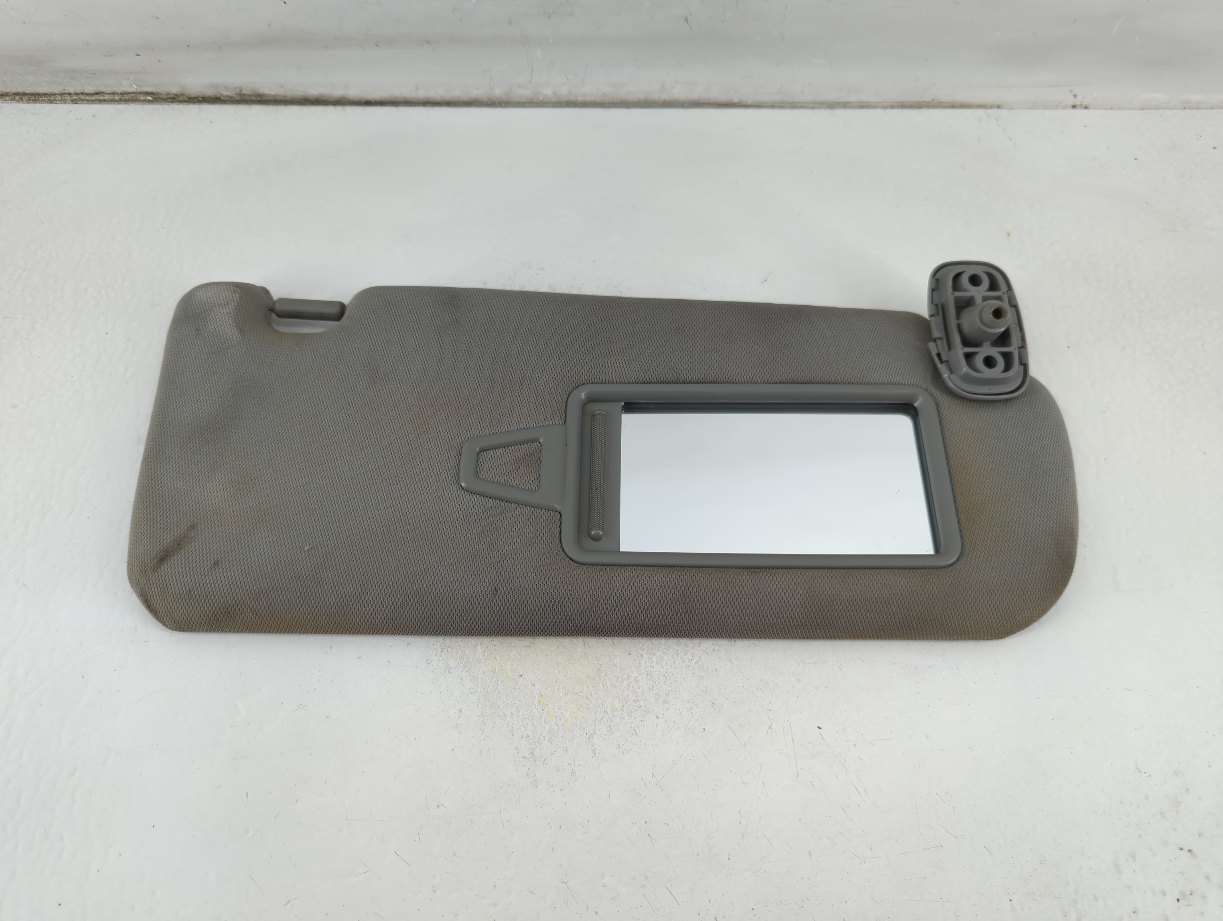 2011-2015 Kia Sorento Passenger Sun Visor Mirror Right Sunvisor Grey 1057056 - Oemusedautoparts1.com
