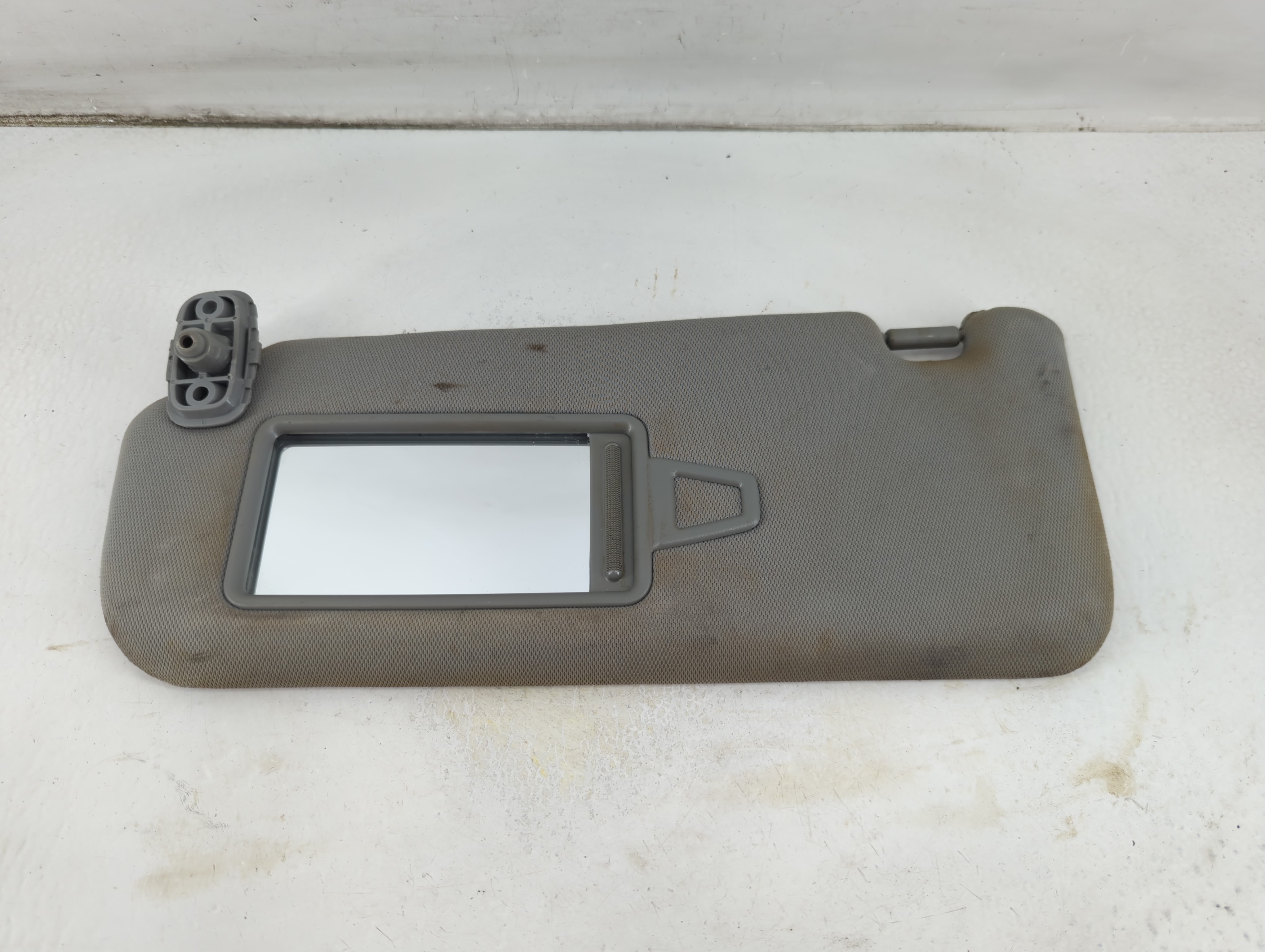 2011-2015 Kia Sorento Driver Sun Visor Mirror Left Sunvisor Grey 1057074 - Oemusedautoparts1.com