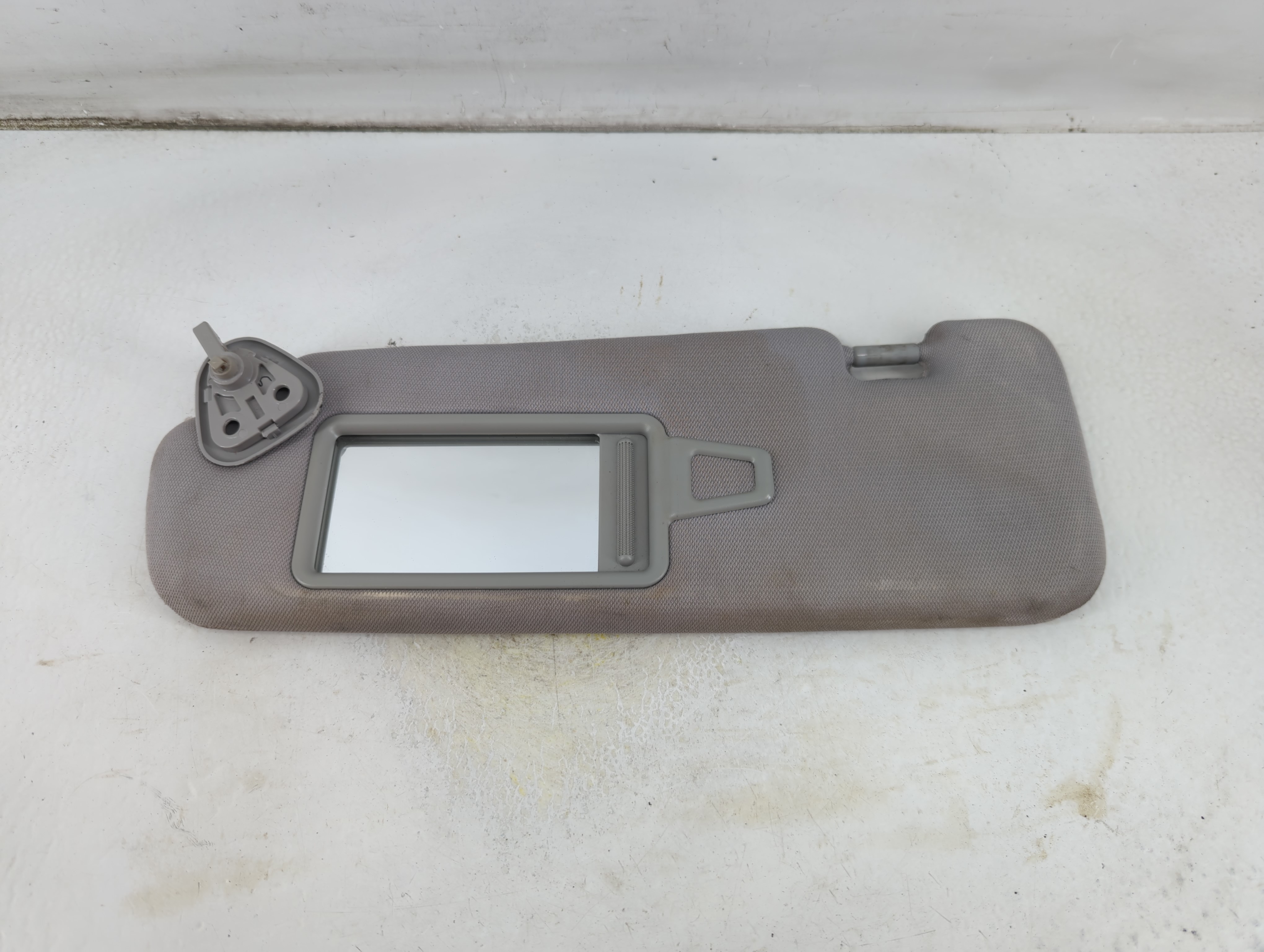 2011-2014 Hyundai Sonata Driver Sun Visor Mirror Left Sunvisor Grey 1057078 - Oemusedautoparts1.com
