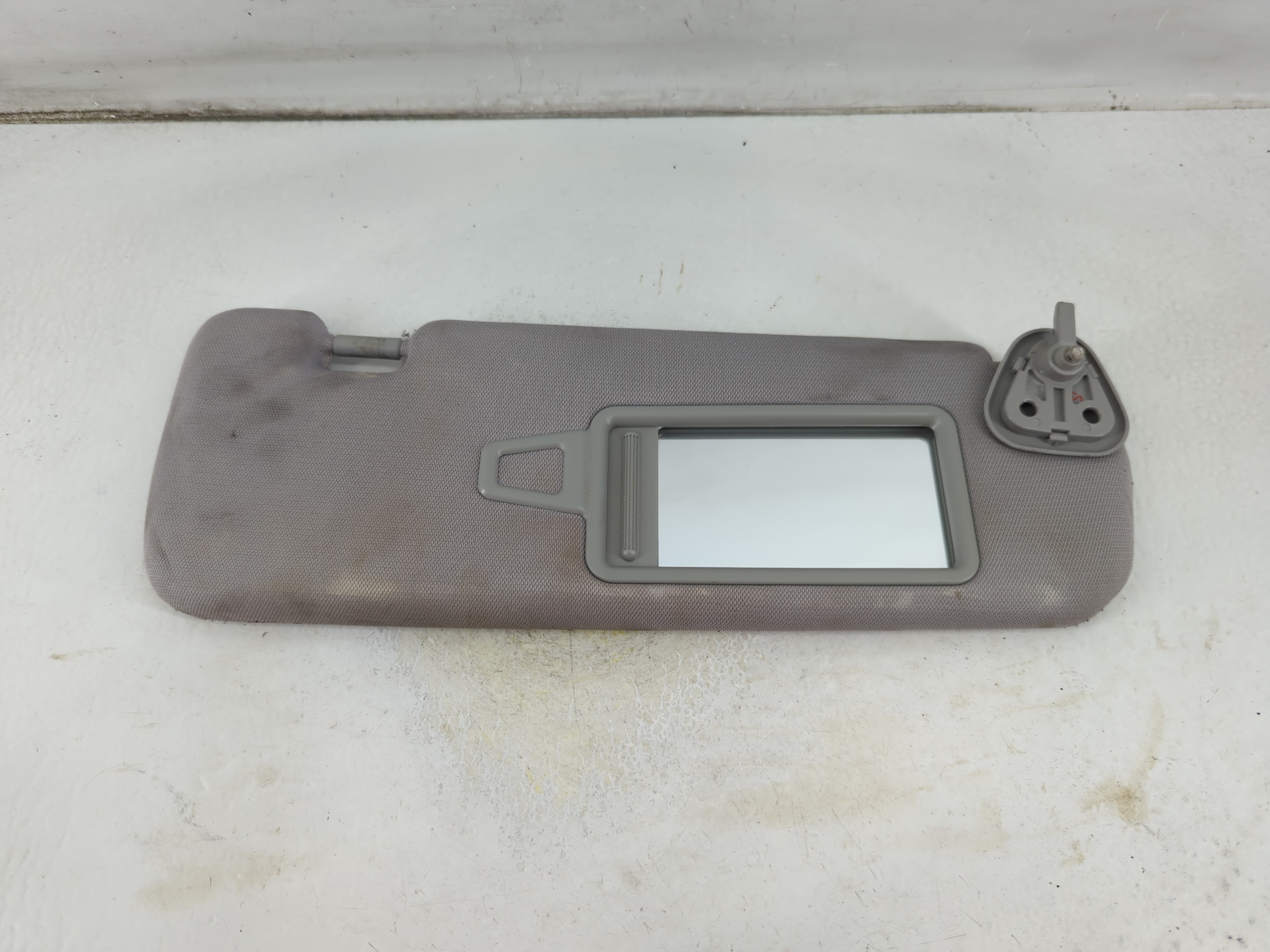 2011-2014 Hyundai Sonata Passenger Sun Visor Mirror Right Sunvisor 1057082 - Oemusedautoparts1.com