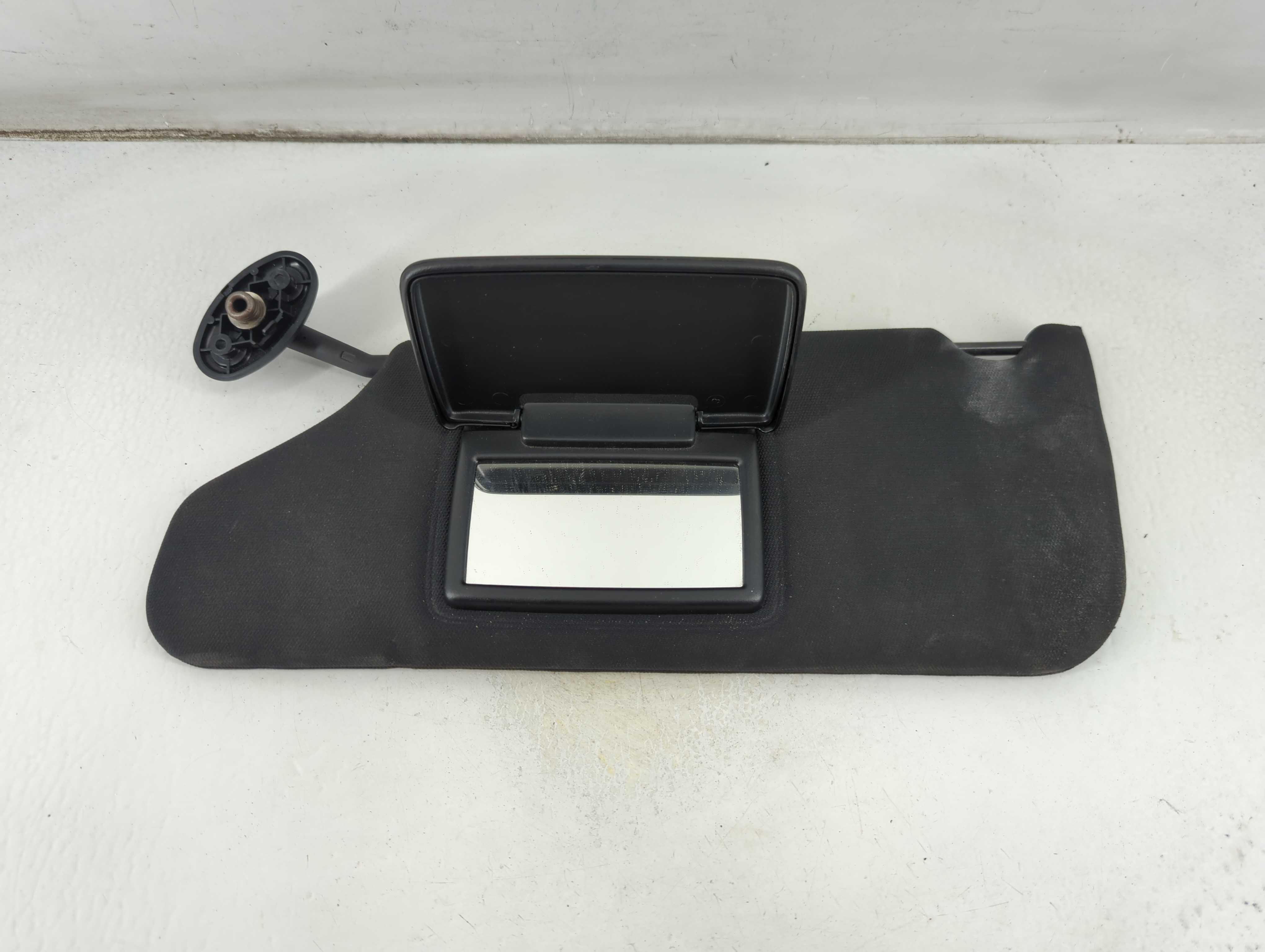 2011-2014 Chrysler 200 Driver Sun Visor Mirror Left Sunvisor Black 1057131 - Oemusedautoparts1.com